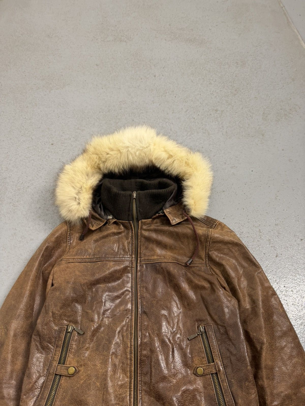 Leather Vintage Leather Fitted Fur Hooded Leather Jacket Size L / US 10 / IT 46 - 5 Thumbnail