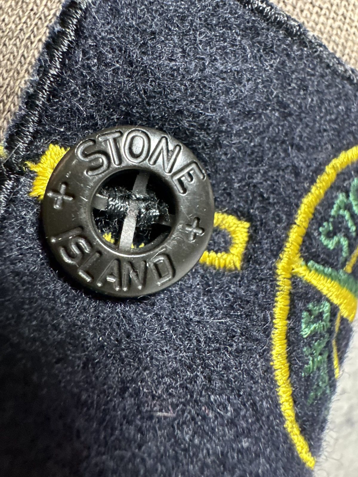 Stone Island Stone Island Brown Luxury Sweatshirt Casual Vintage Size M Size US M / EU 48-50 / 2 - 7 Thumbnail