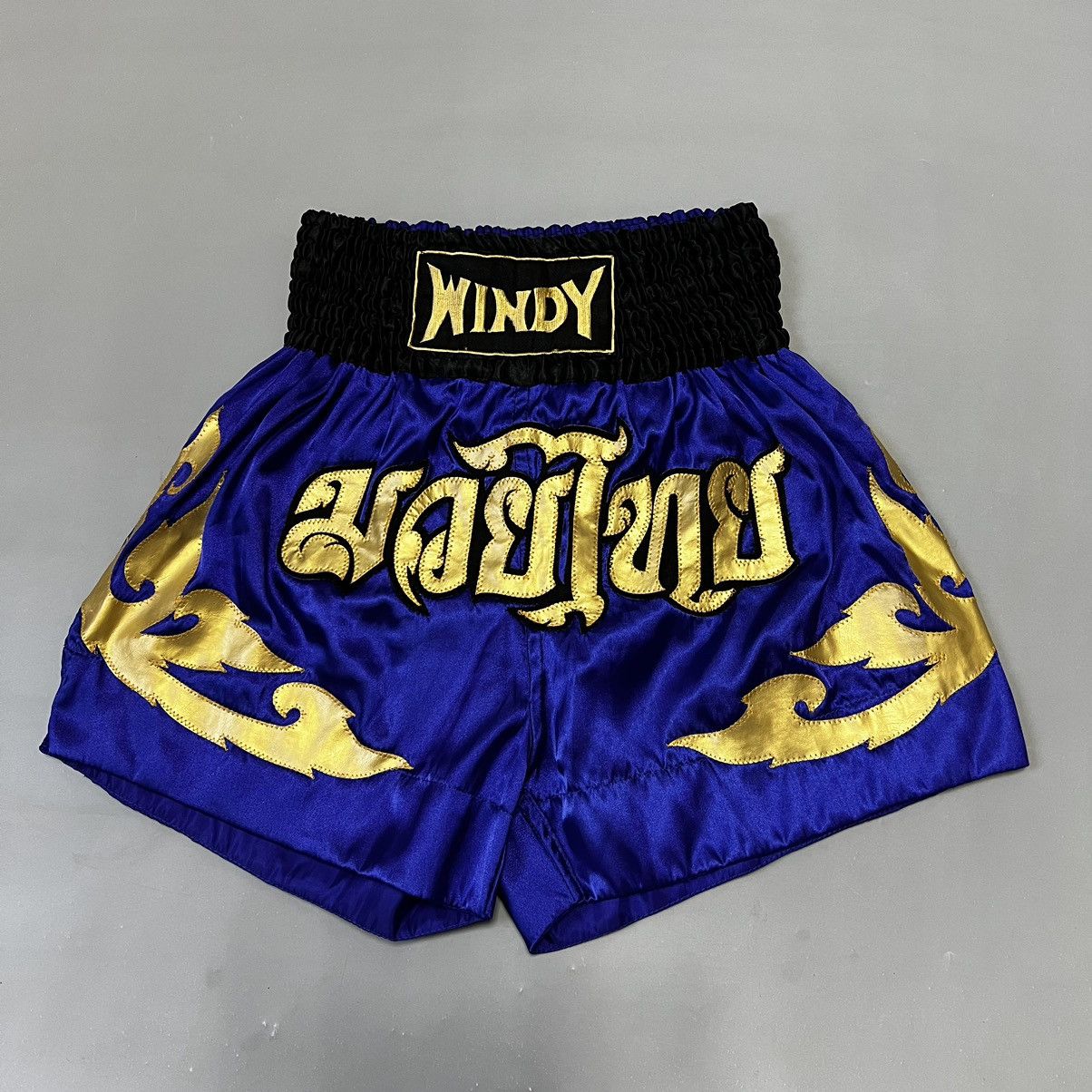 Japanese Brand × Vintage Vintage Muay Thai Shorts “Windy” Thaiboxing MMA Y2K Size US 34 / EU 50 - 1 Thumbnail