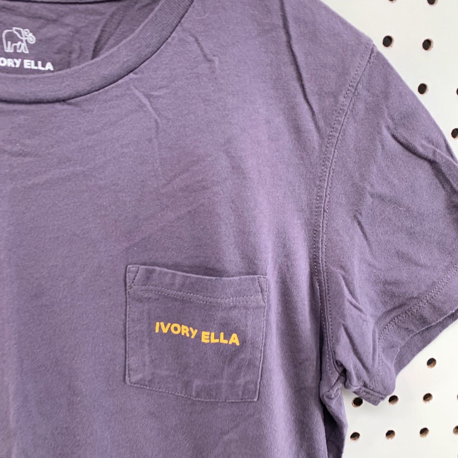 Vintage Vintage Ivory Ella Women's T-Shirt Purple Yellow Elephant Short Sleeve V-Neck Small Size S / US 4 / IT 40 - 7 Thumbnail