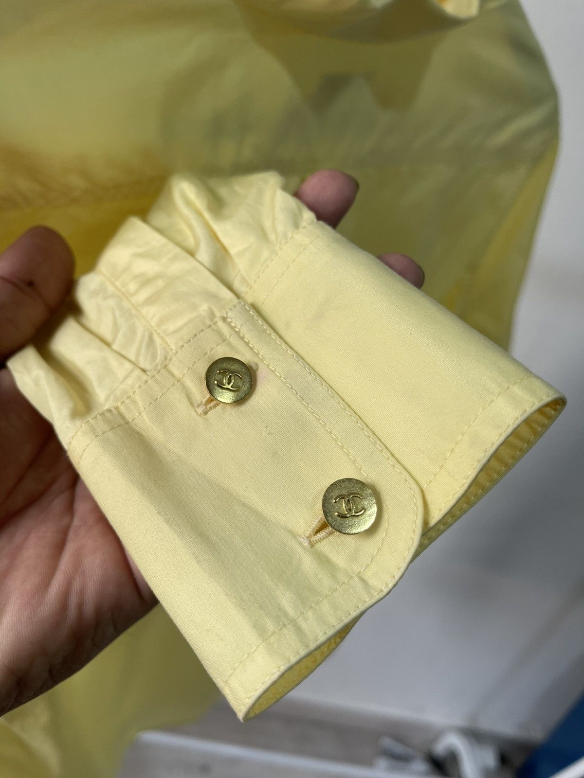 Chanel Vintage Chanel CC Logo Button Up A2 Size US M / EU 48-50 / 2 - 10 Thumbnail