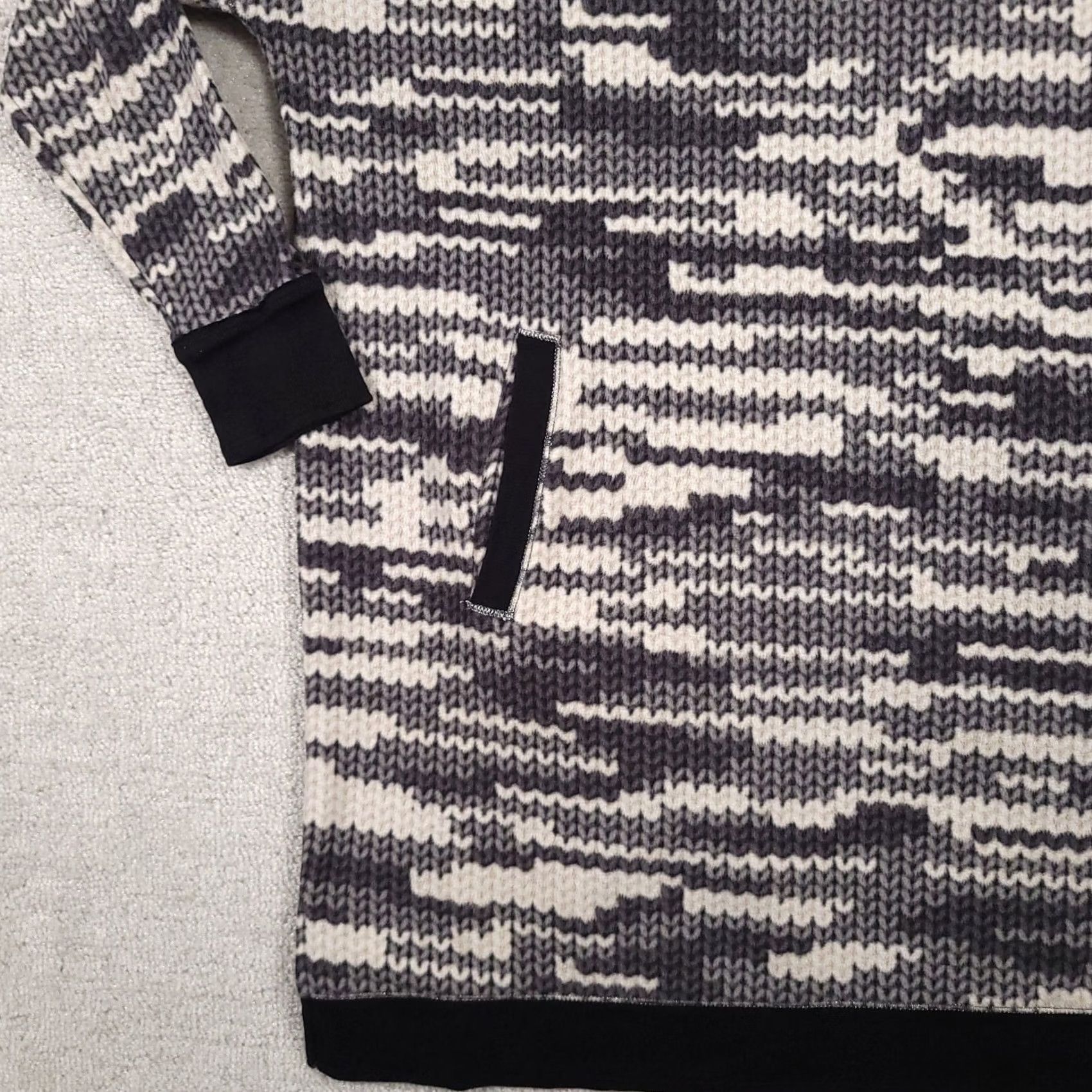 Vintage VINTAGE Simply Vera Vera Wang Women's Long Hoodie Size Large Fleece Abstract Pockets Gray - Hoodie, Womens, L, Gray, Pockets Size L / US 10 / IT 46 - 4 Thumbnail