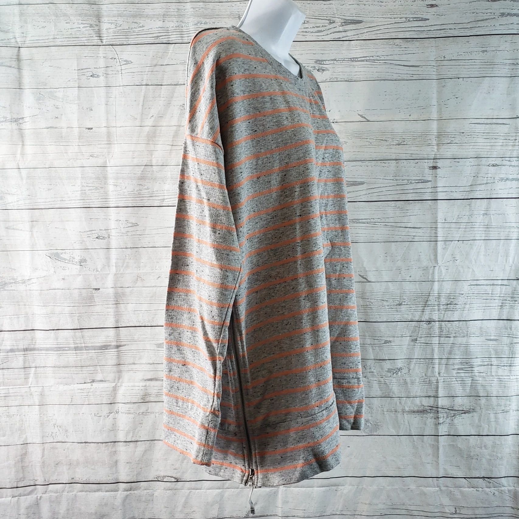 Lou & Grey Lou & Grey Womens Pullover Top Sz Large Gray Orange Stripe Side Zip Cotton Blend Shirt Womens L Gray Orange Stripe Lou & Grey Pullover Top Size L / US 10 / IT 46 - 3 Thumbnail
