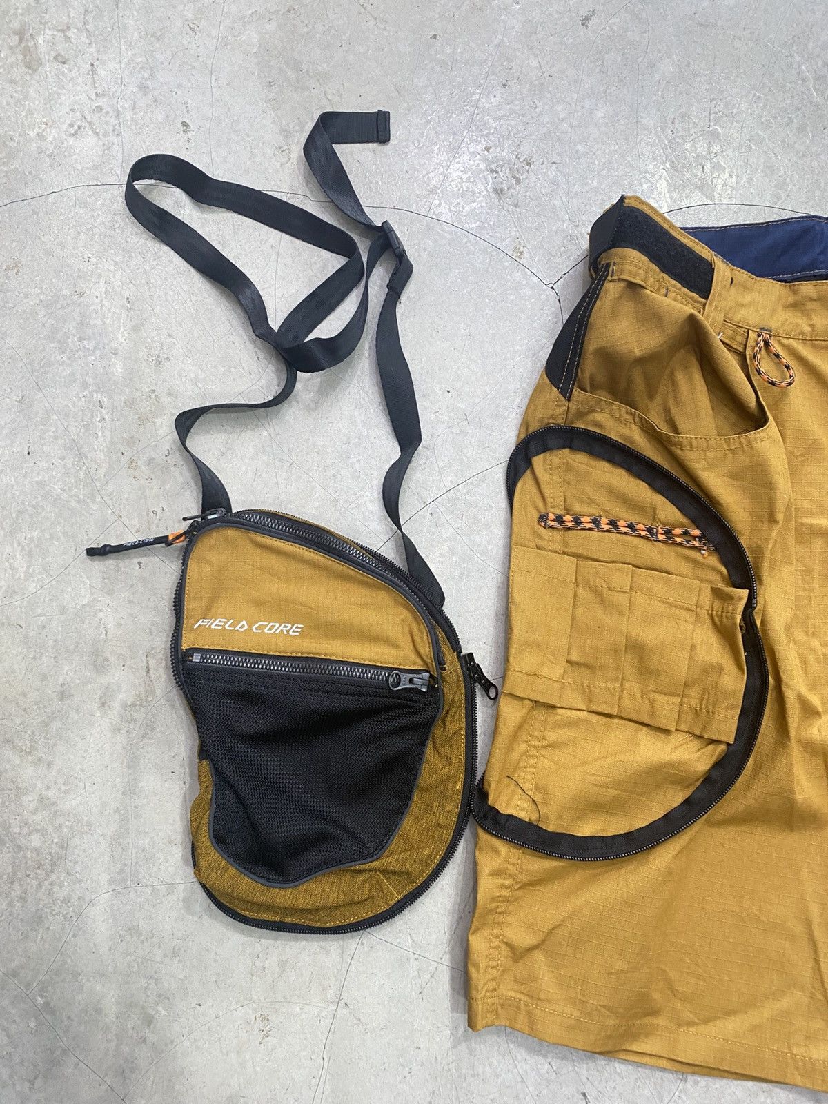 Other FIELDCORE CORDURA UTILITY SHORTS Size US 33 - 8 Thumbnail