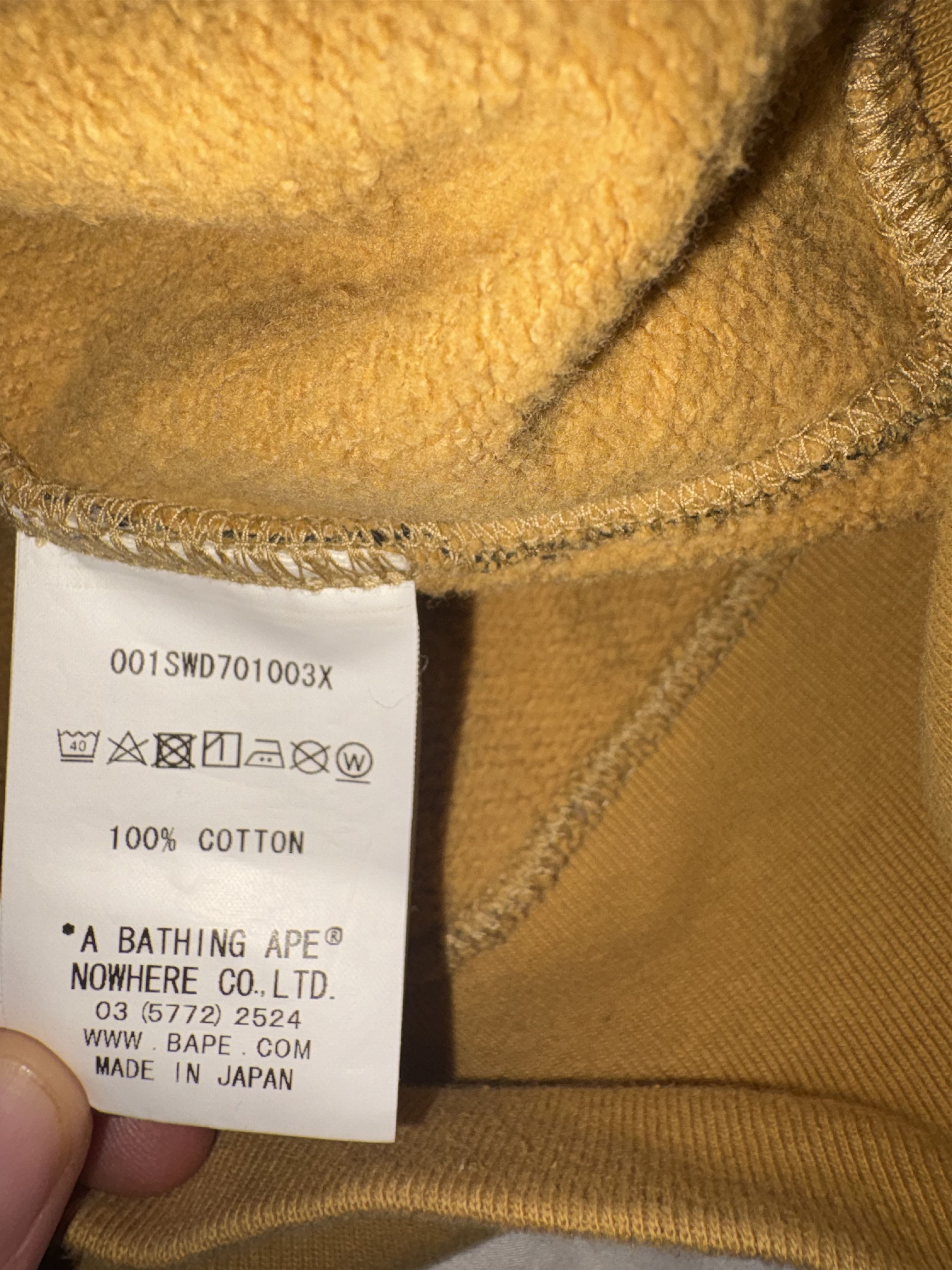 Bape Bathing Ape Big Ape Crewneck Yellow Camp Size US L / EU 52-54 / 3 - 9 Thumbnail