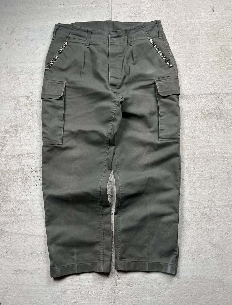 Vintage Vintage Military Olive Studded Cargo Pants Size US 33 - 2 Thumbnail