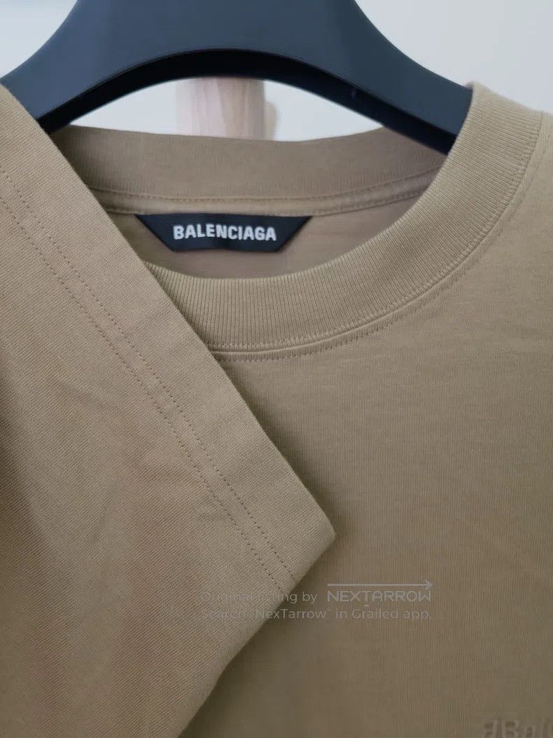 Balenciaga Balenciaga Khaki Round Neck Letter Embroidered Logo Short Size US L / EU 52-54 / 3 - 5 Thumbnail