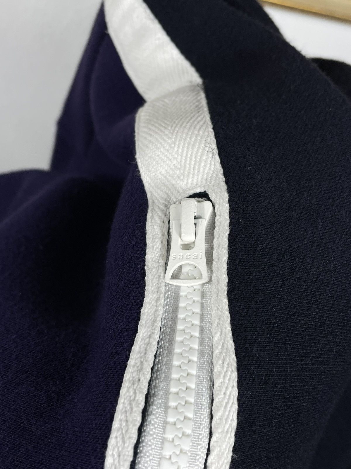 Designer × Japanese Brand × Sacai Sacai Navy Sponge Hoodie Sweatshirt Japanese Band Size US L / EU 52-54 / 3 - 10 Thumbnail
