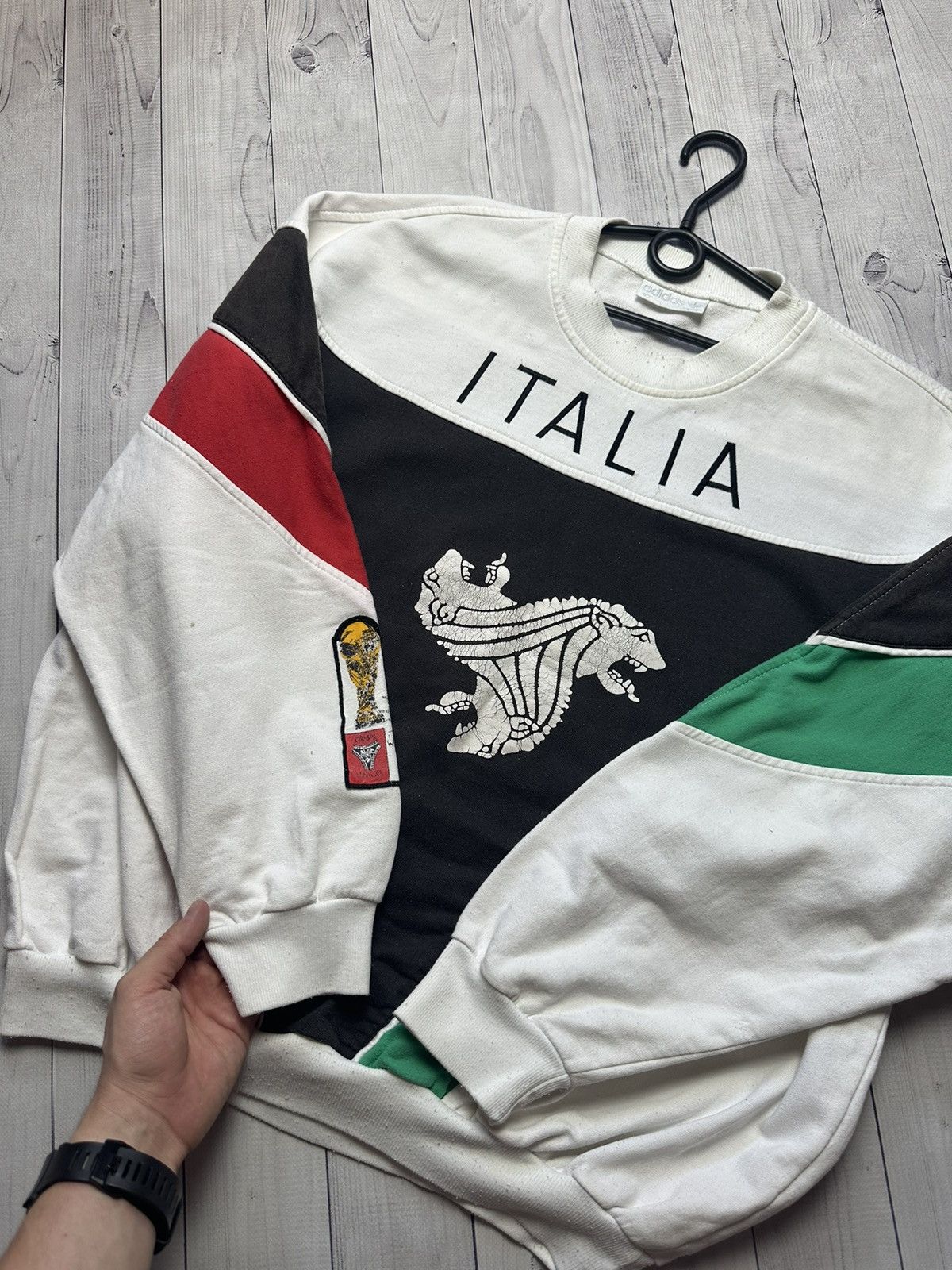 Adidas × Vintage Vintage adidas Italia soccer sweatshirt Olympic Games World Size US L / EU 52-54 / 3 - 7 Thumbnail