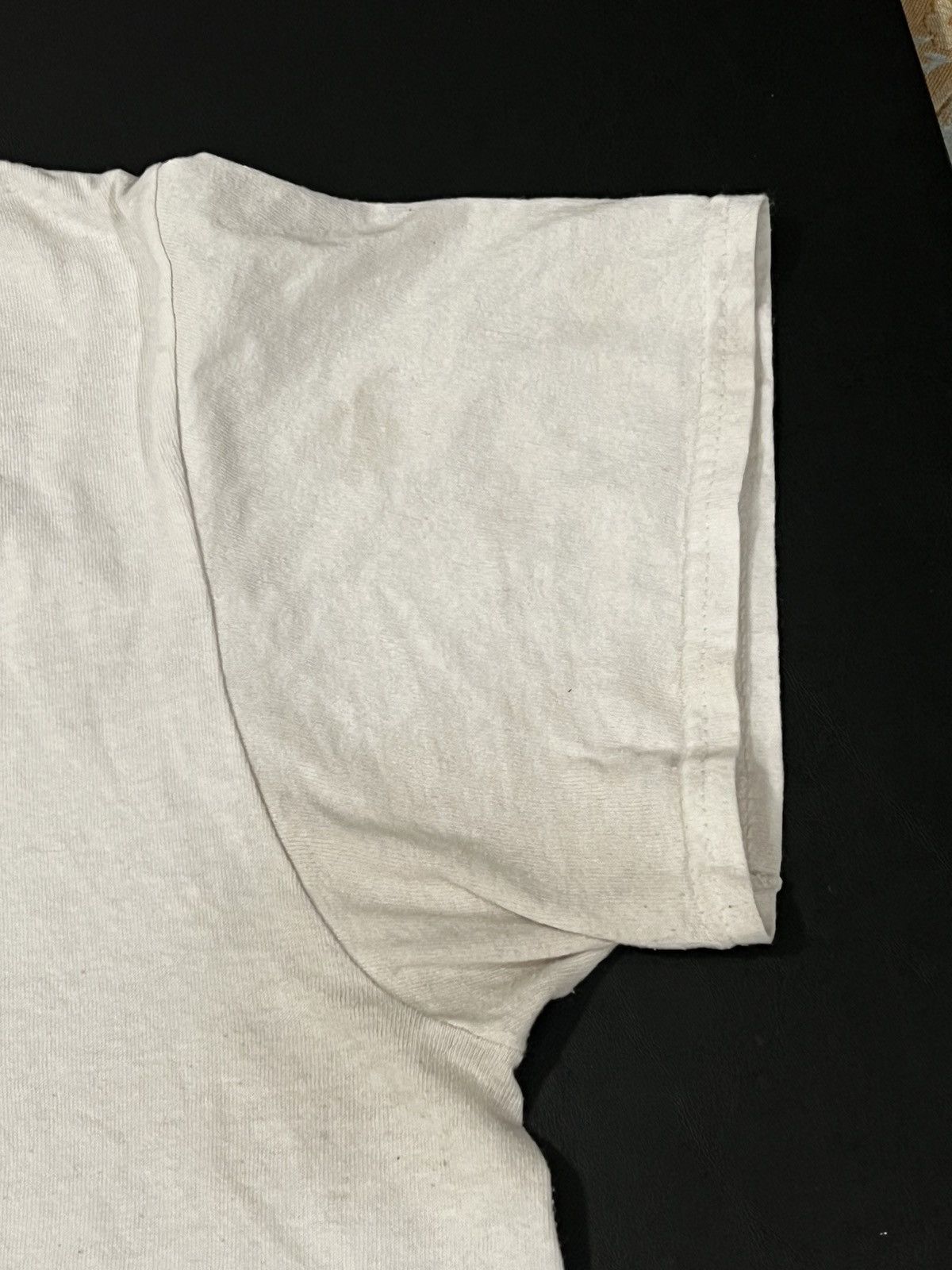 Vintage Vintage Bigfoot White T-shirt Size US L / EU 52-54 / 3 - 11 Thumbnail