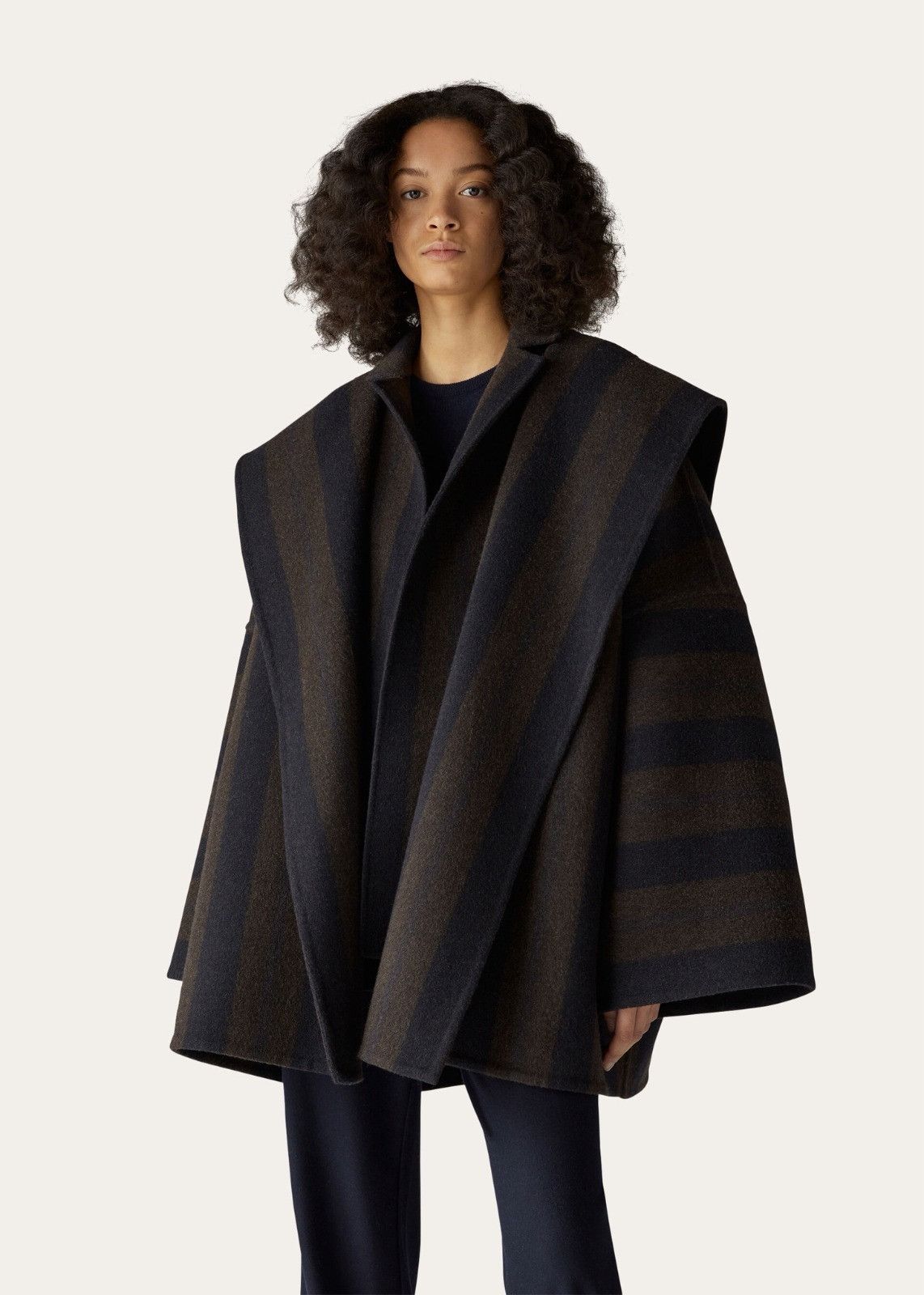 Loro Piana o1srvl11e1125 FAN2919 Blanket Coat in Blue/Green Size S / US 4 / IT 40 - 7 Thumbnail