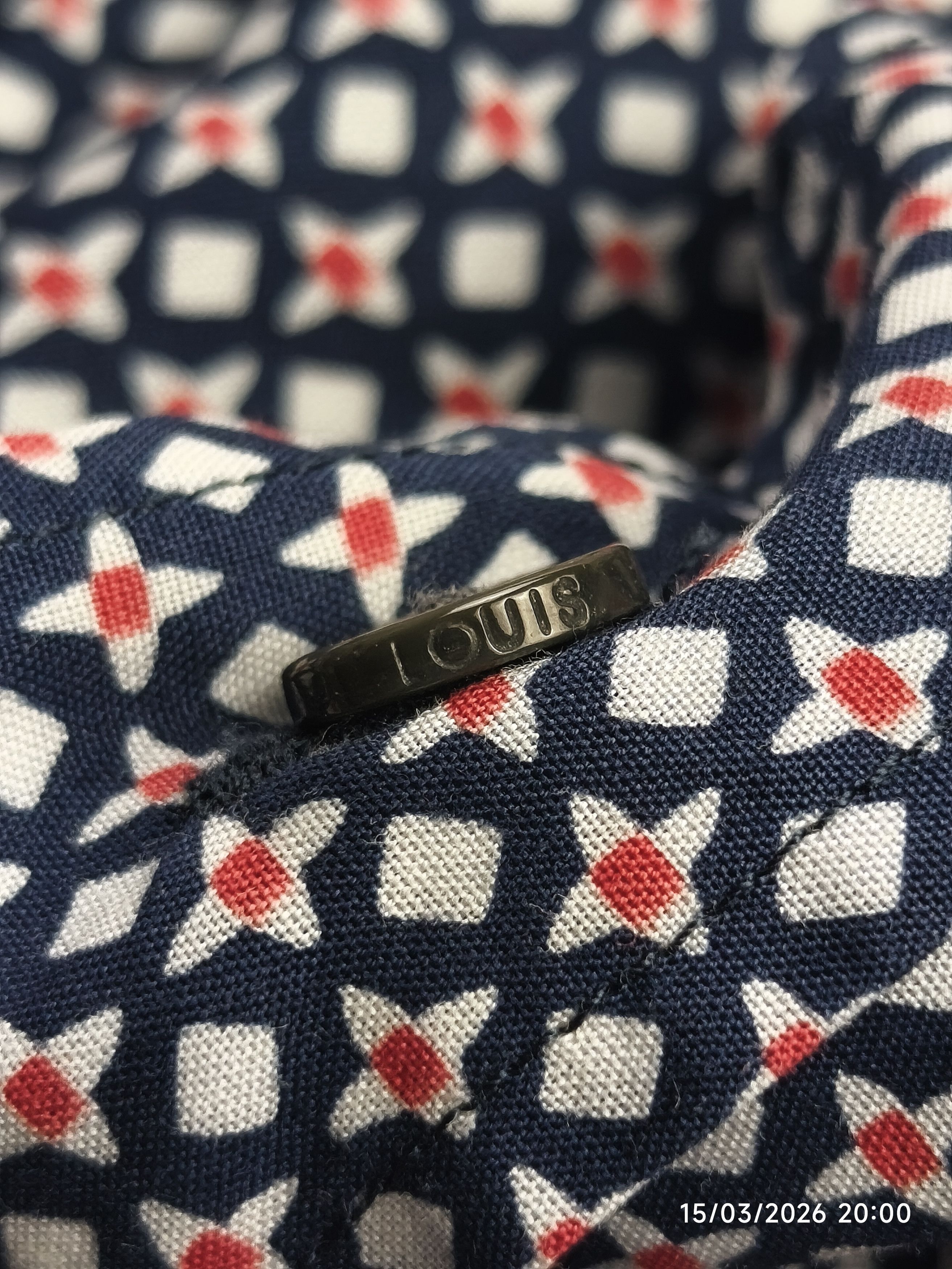 Louis Vuitton Louis Vuitton monogram shirt Size US S / EU 44-46 / 1 - 15 Thumbnail
