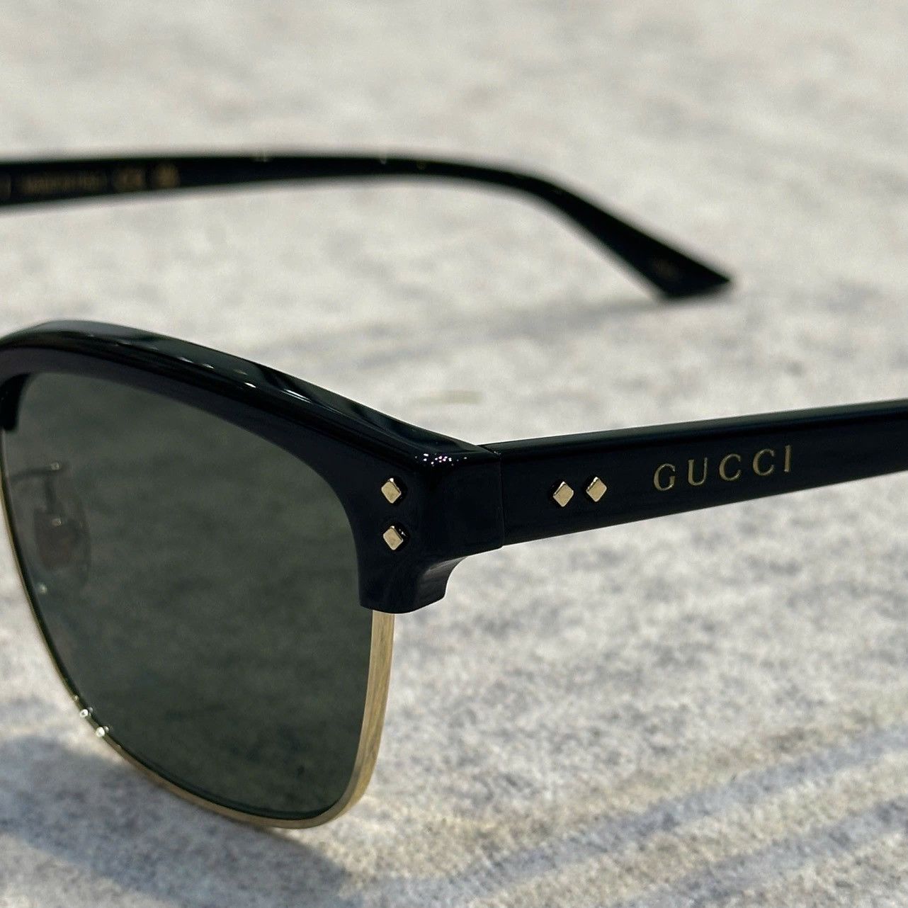 Gucci GUCCI GG1897SK 001 Size ONE SIZE - 2 Thumbnail