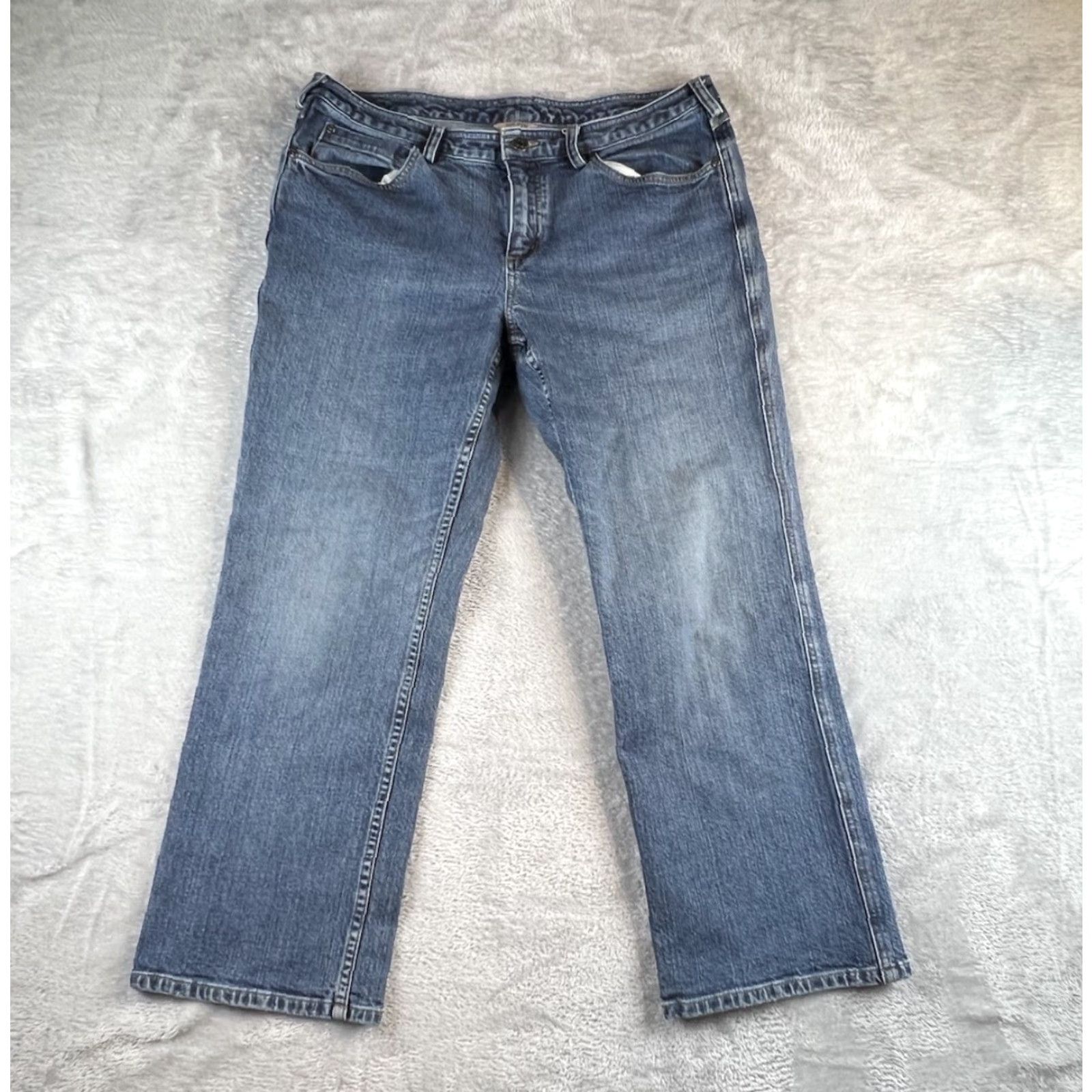 Duluth Trading Company Duluth Trading Company Jeans Womens 14 X 29 Blue Straight Medium Wash Denim Size 36" / US 14 / IT 50 - 2 Thumbnail