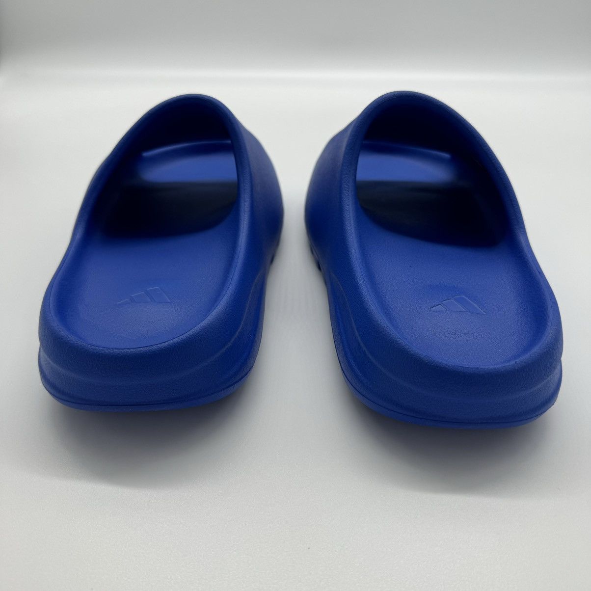 Adidas Adidas Yeezy Slide Azure Size US 10 / EU 43 - 7 Thumbnail