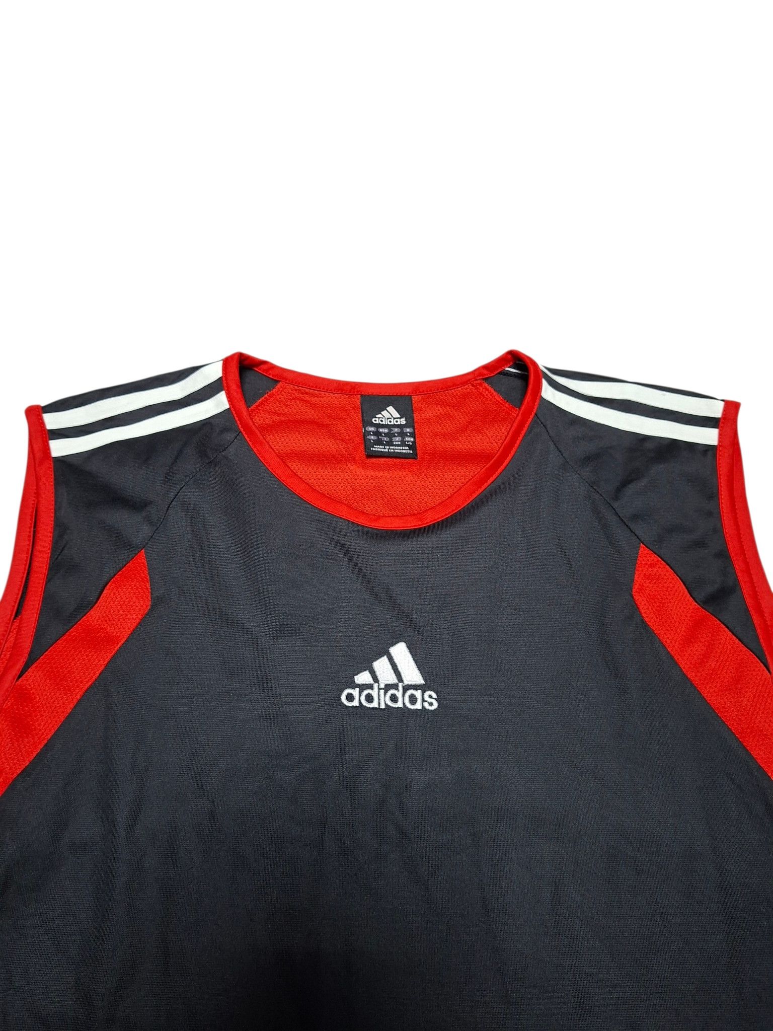 Adidas ADIDAS VINTAGE 2005 CENTER LOGO SLEVELESS TEE Size US L / EU 52-54 / 3 - 2 Thumbnail