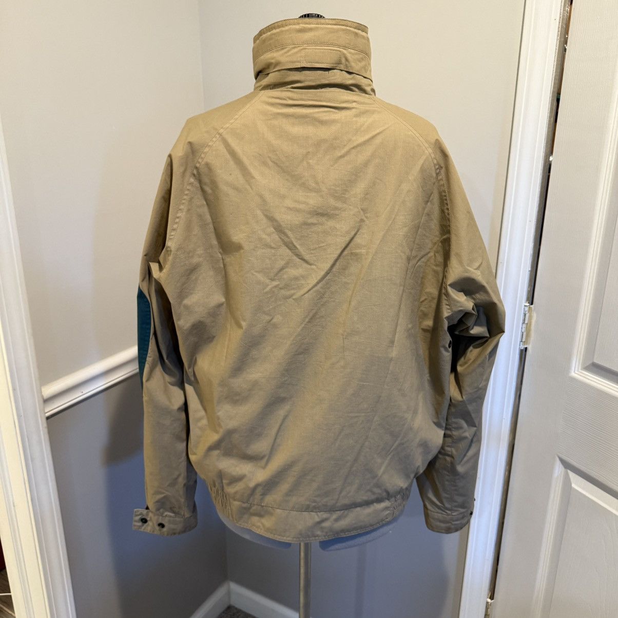 John Weitz John Weitz VTG Tan Blue Jacket Windbreaker Bomber L Size US L / EU 52-54 / 3 - 8 Thumbnail