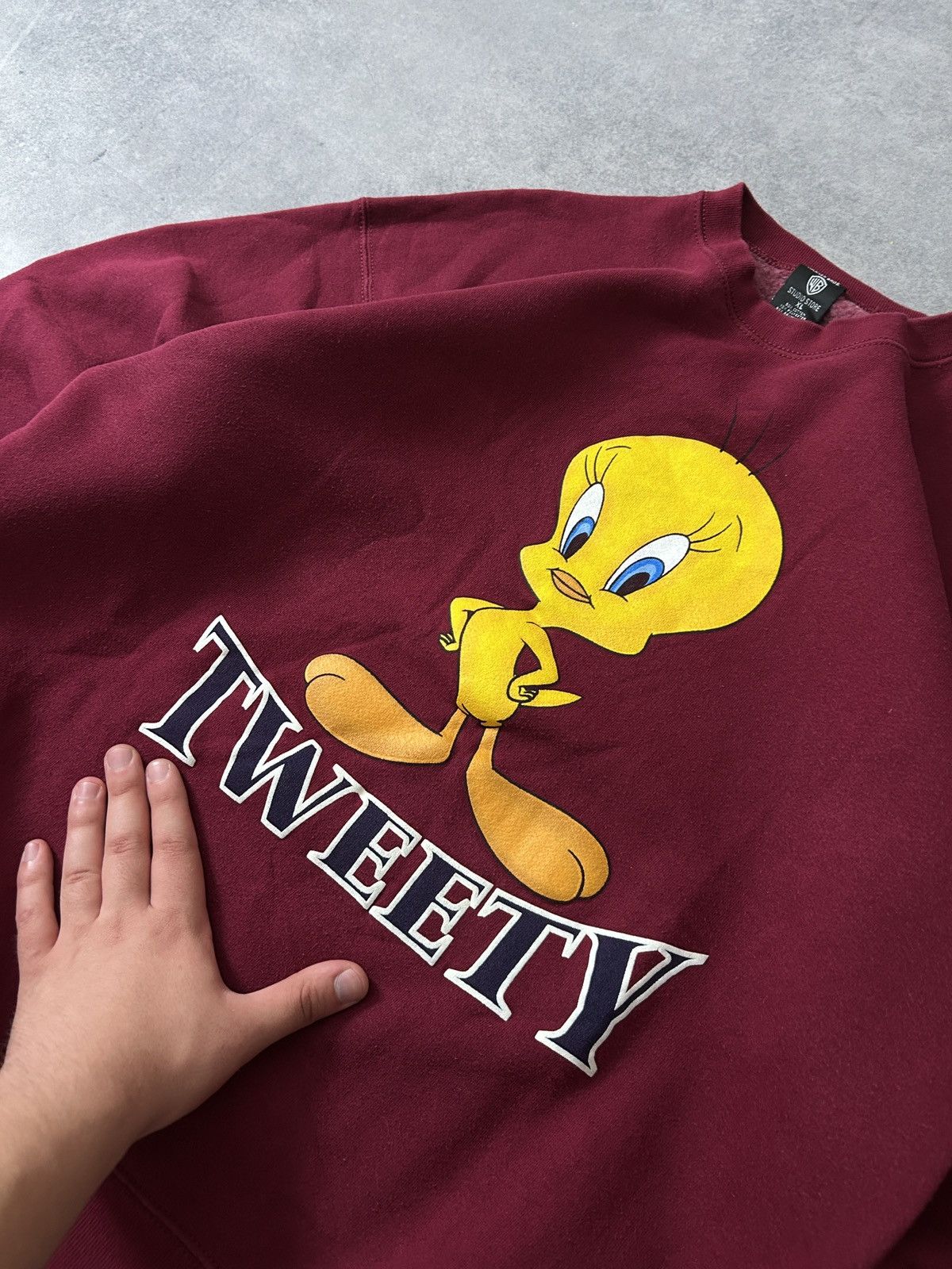 Warner Bros Vintage Warner Bros ©️1995 “Tweety” big logo sweatshirt Size US XL / EU 56 / 4 - 3 Thumbnail