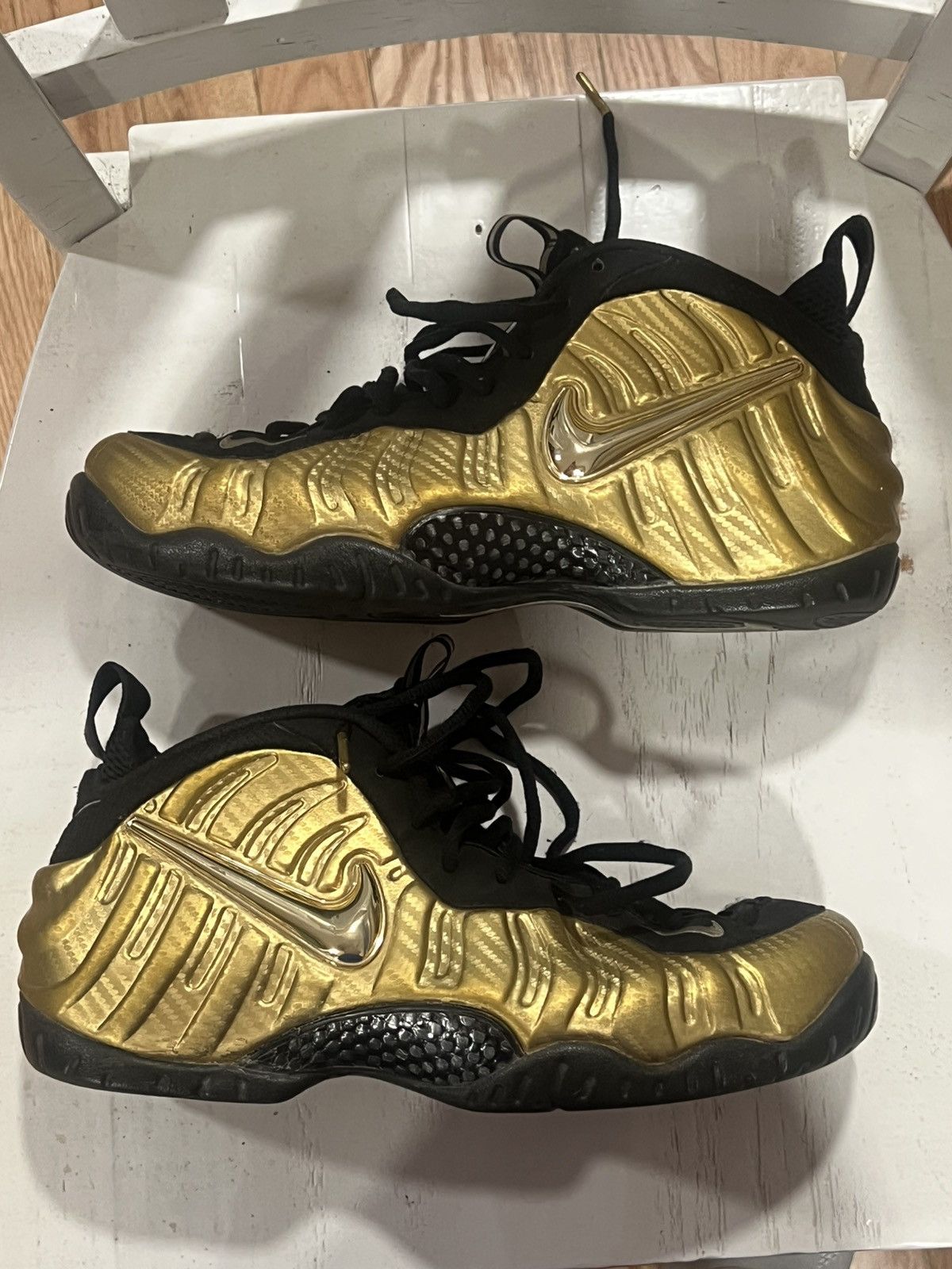 Nike Nike Air Foamposites Pro “Metallic Gold” Size US 11.5 / EU 44-45 - 1 Thumbnail