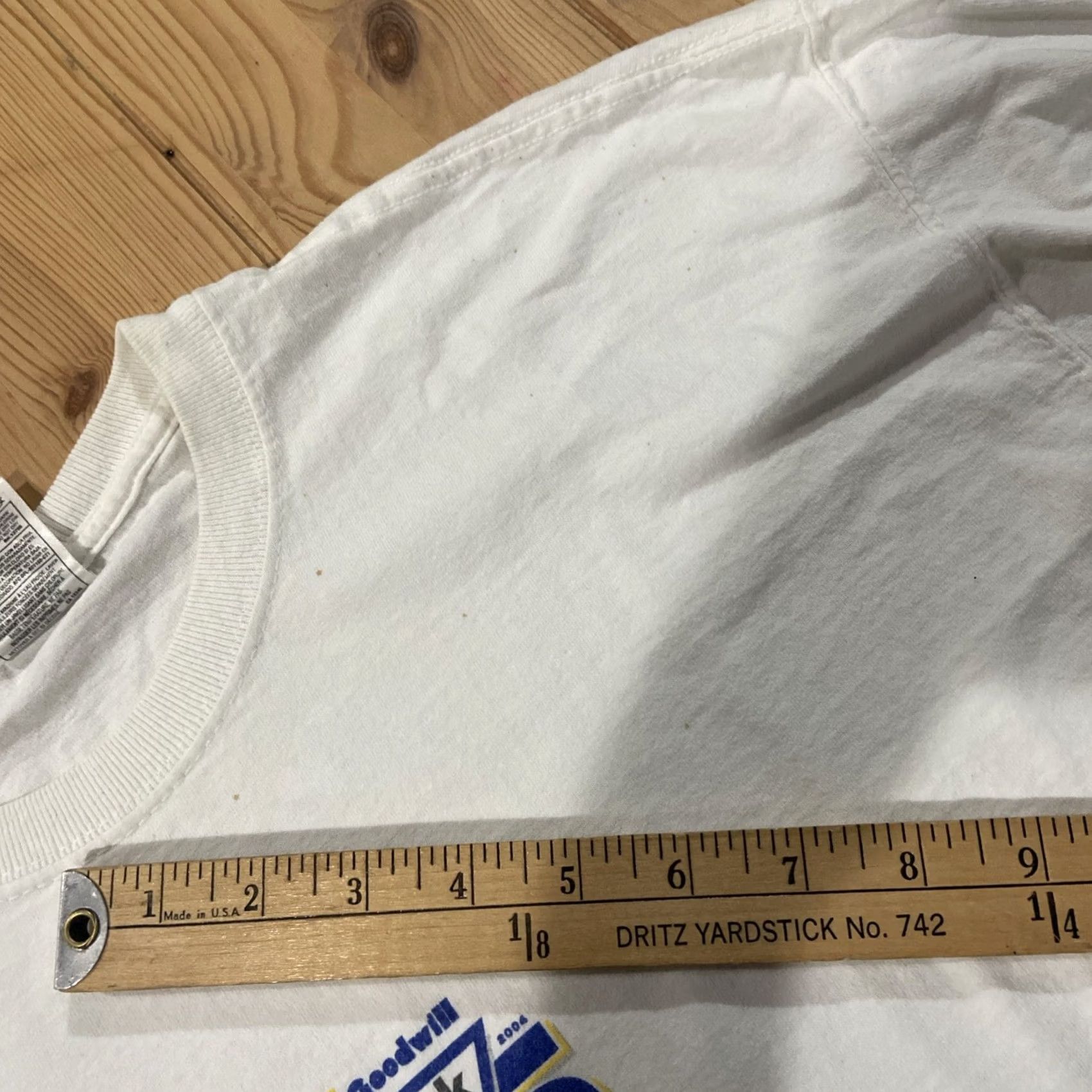 Port & Company Goodwill 75th Anniversary Port & Company T-Shirt Graphic Print White XL Men Crew Neck Short Sleeve Size US XL / EU 56 / 4 - 5 Thumbnail