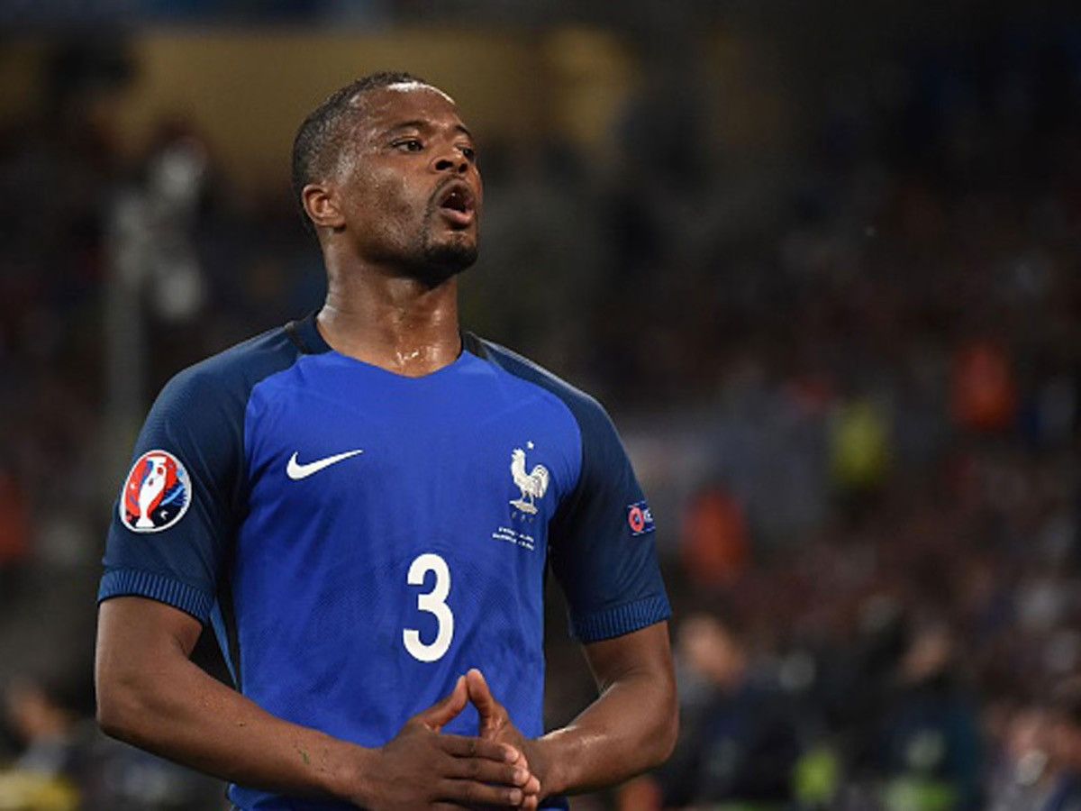 Nike France Euro 2016 final home shirt #3 Evra Size US M / EU 48-50 / 2 - 9 Thumbnail