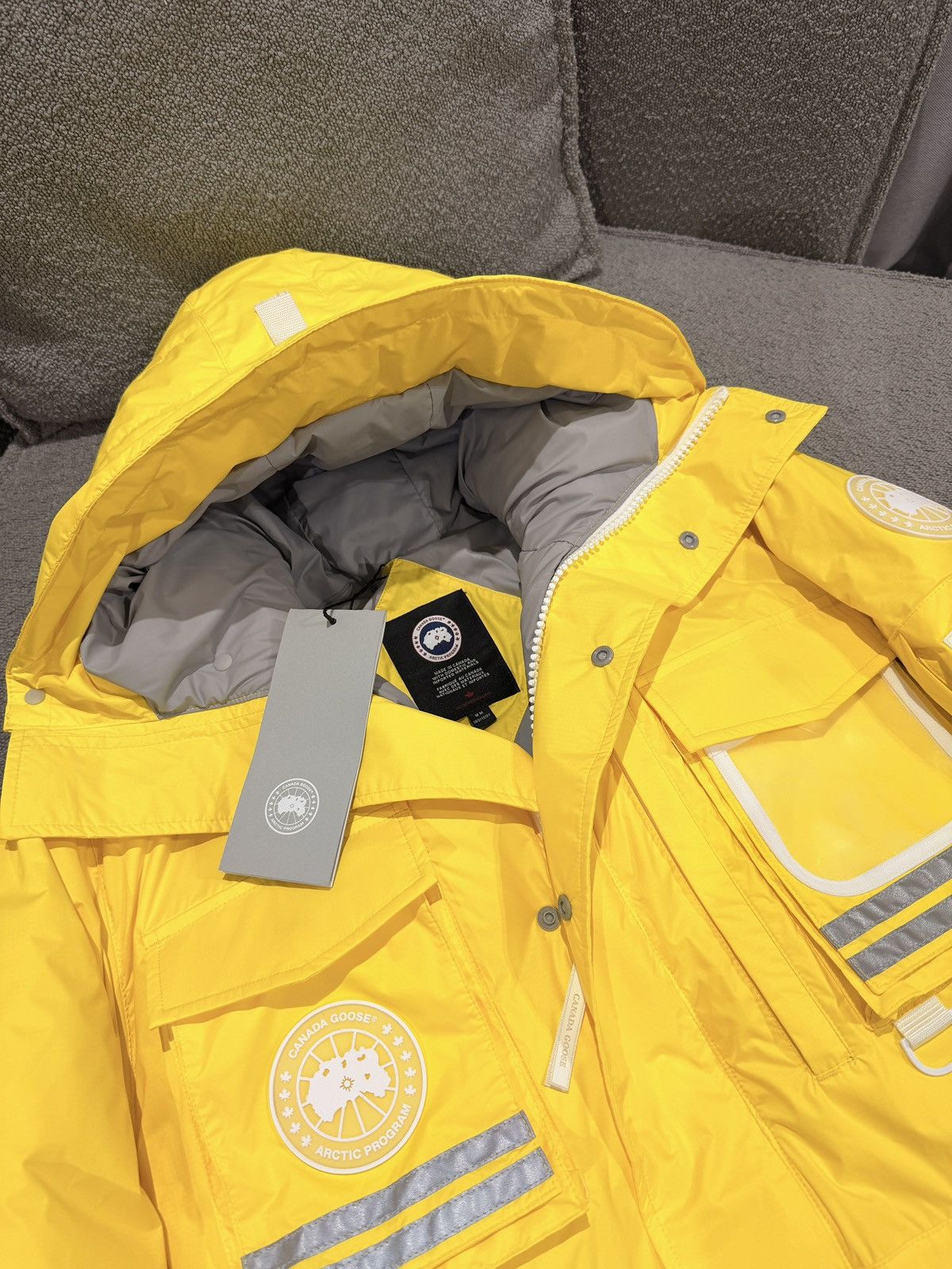 Canada Goose CANADA GOOSE Snow Mantra Parka Down Jacket Coat Size M Size US M / EU 48-50 / 2 - 6 Thumbnail