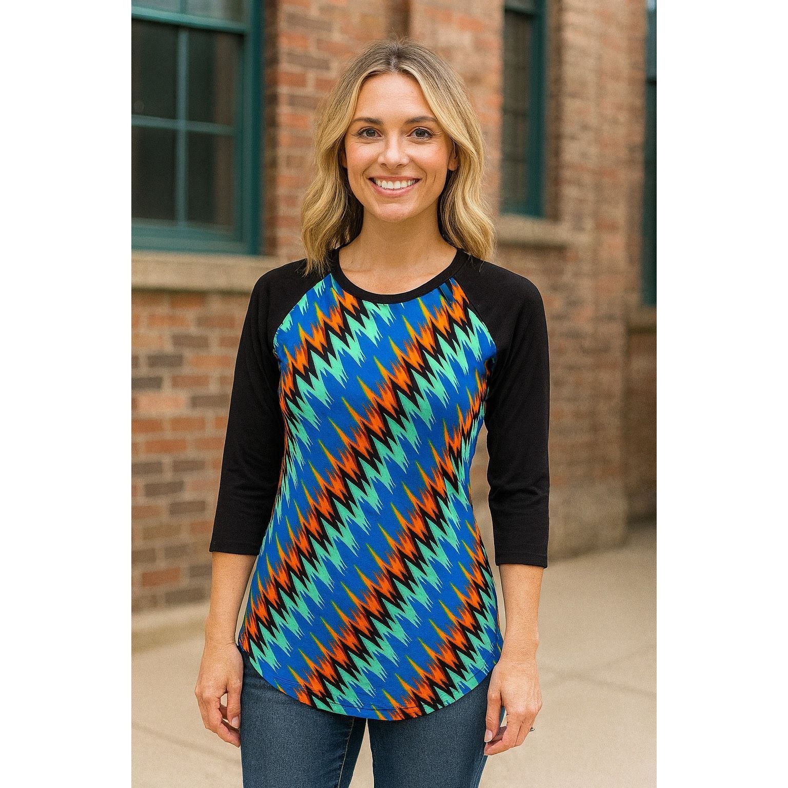 Other LuLaRoe Randy XXS Raglan Baseball Tee Multicolor Zig Zag NWT Size XXS / US 00 / IT 34 - 2 Thumbnail