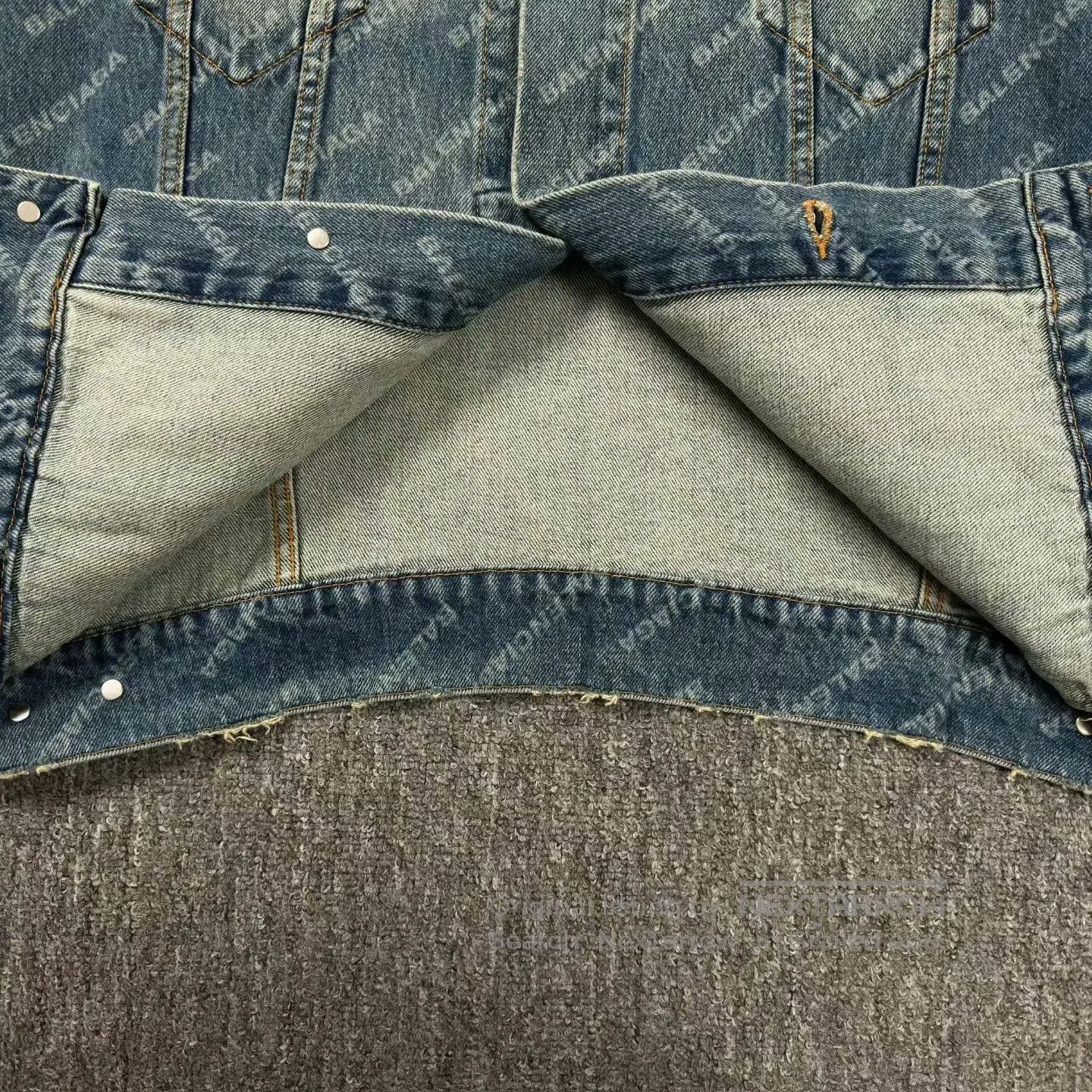 Balenciaga balenciaga blue distressed denim jacket xs. Size US XS / EU 42 / 0 - 7 Thumbnail
