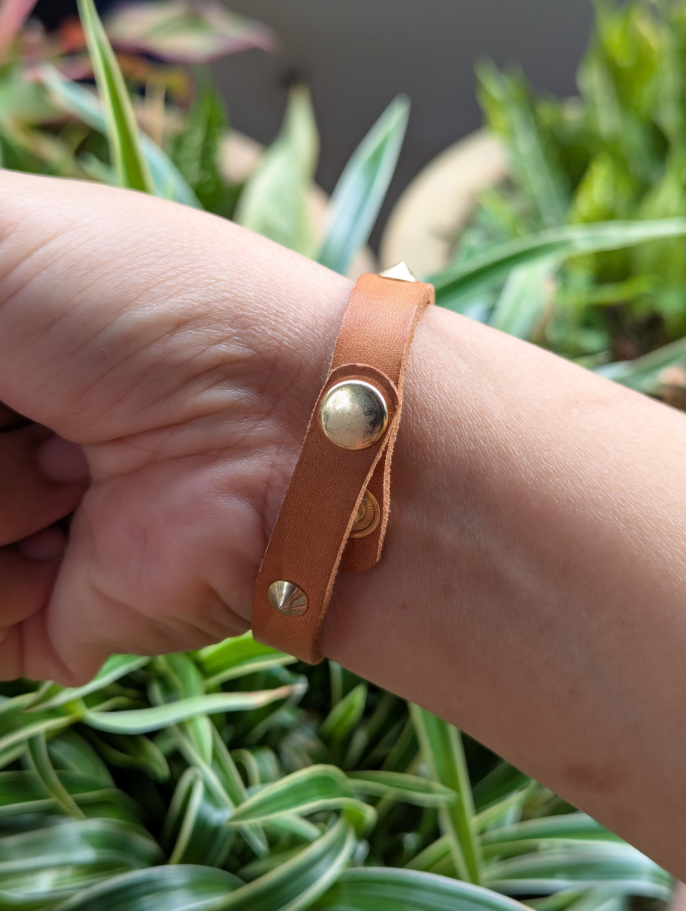 Leather Brown Leather Bracelet with Studs Size ONE SIZE - 3 Thumbnail