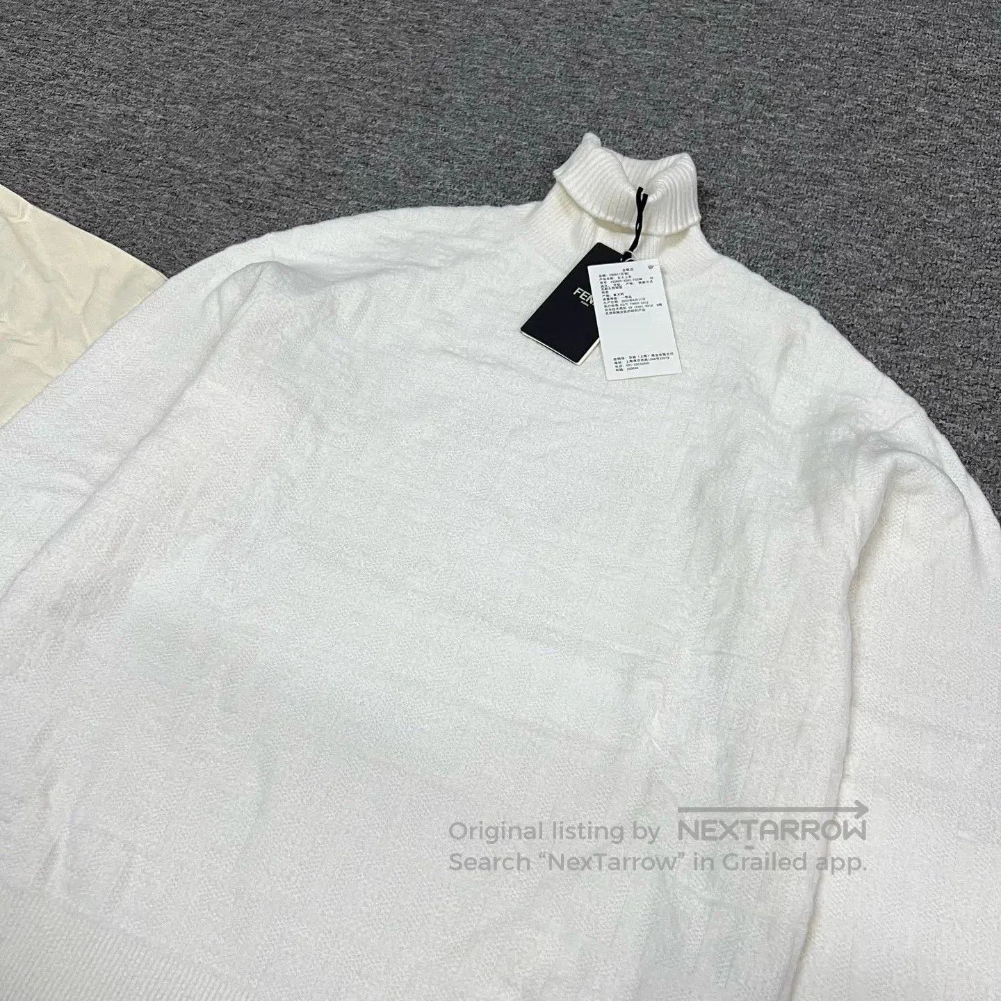 Fendi fendi high-neck sweater with classic print. Size US M / EU 48-50 / 2 - 3 Thumbnail
