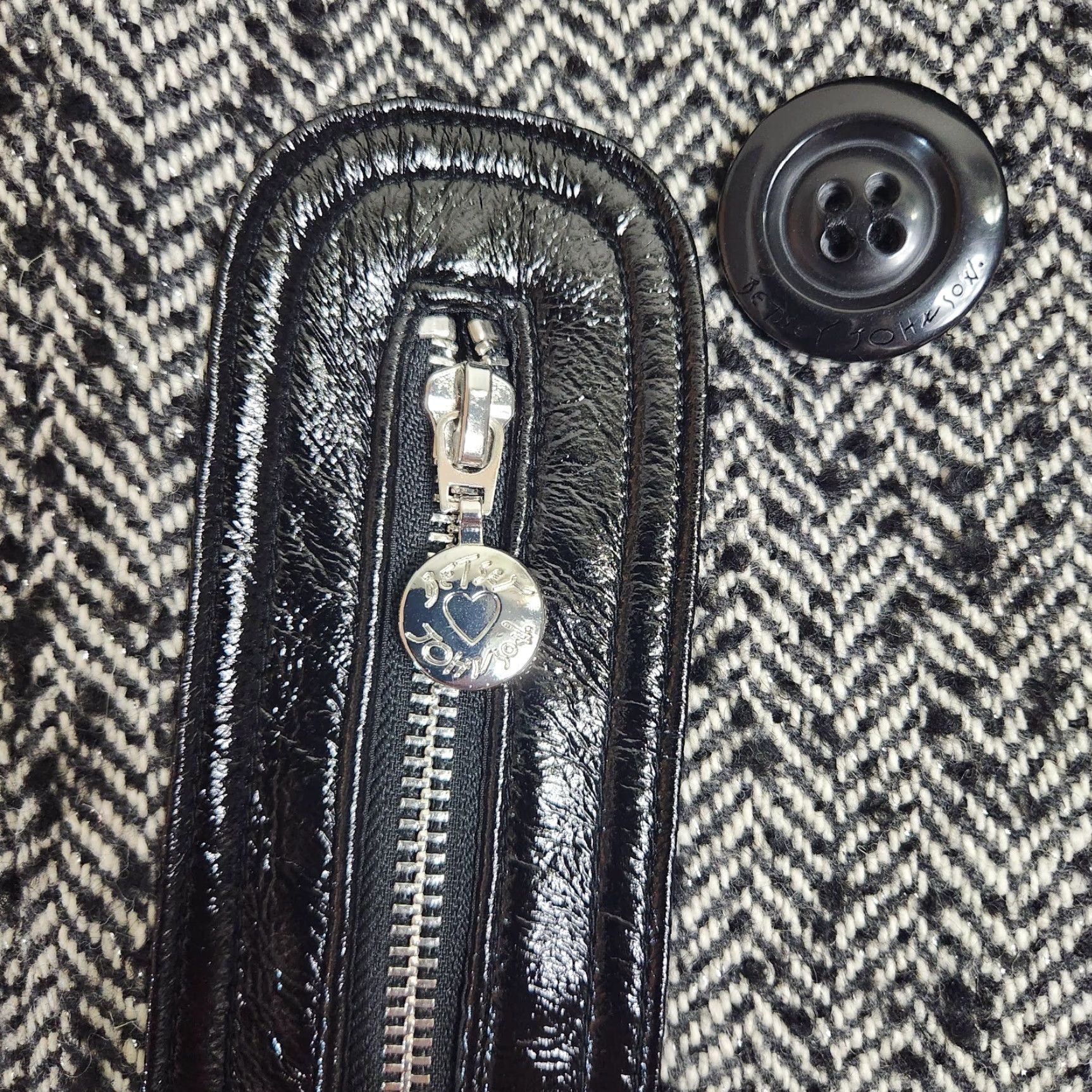 Betsey Johnson VINTAGE Betsey Johnson Peacoat Womens Black/Ivory Tweed Double Breasted Short Wool Blend Coat XS Black Womens Size XS / US 0-2 / IT 36-38 - 5 Thumbnail