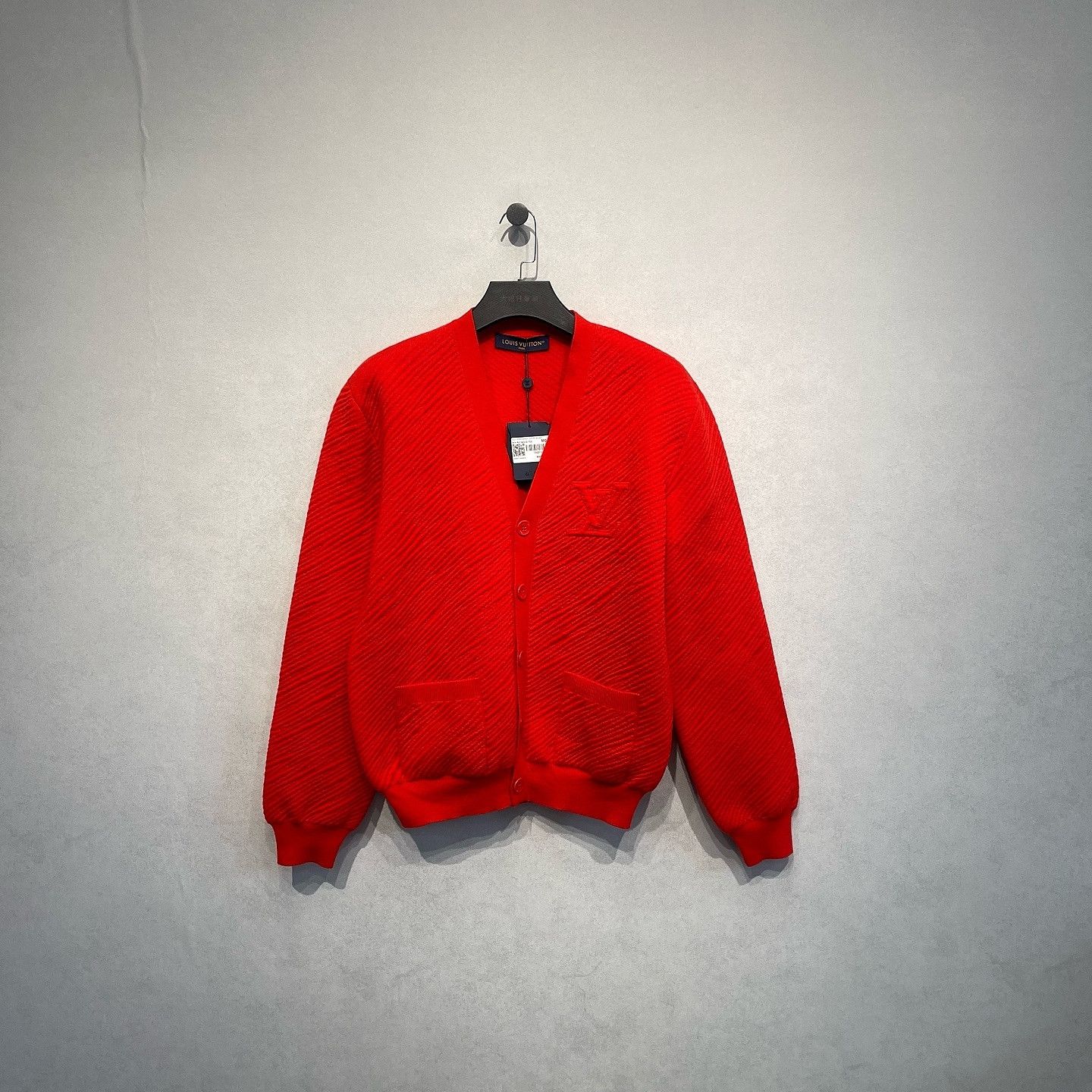 Louis Vuitton Louis Vuitton Red Logo Knit Cardigan Size M Size US M / EU 48-50 / 2 - 1 Thumbnail