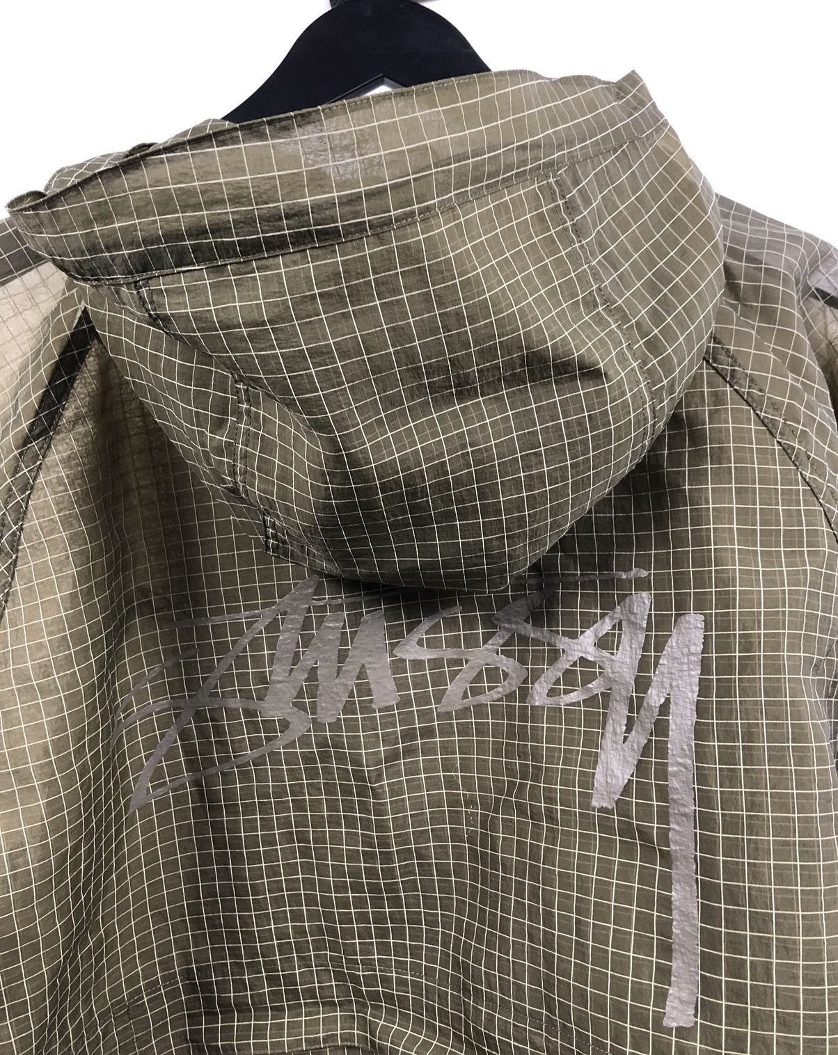 【ステューシー】Stussy Beach Shell Transparent Ripstop Olive Stüssy: Men's Beach Shell Snake Print (Olive) | DSMNY E-SHOP