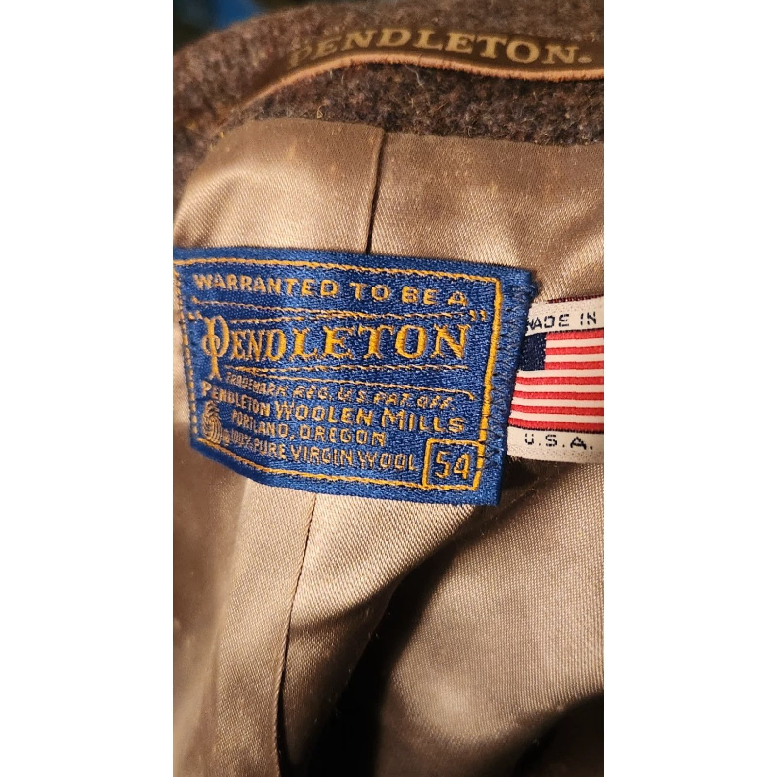 Pendleton VINTAGE Pendleton Coat Grey Wool Mens 54 USA Size Gray 54 Wool Mens VTG Pendleton Coat USA Grey Wool Size 54 Regular? Size US L / EU 52-54 / 3 - 3 Thumbnail