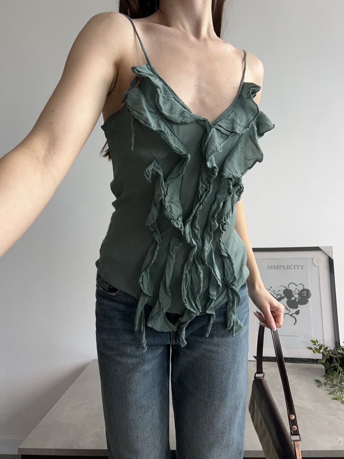 Vintage Amazing Vintage Silk Ruffle Italian Top T2K Size XS / US 0-2 / IT 36-38 - 1 Thumbnail