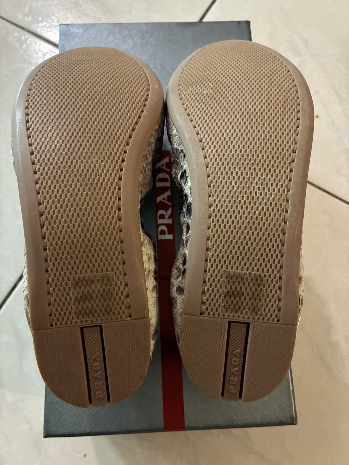 Prada Calzature Donna St. Pittone Roccia(Python Ballet Flats) sz37 Size US 7 / IT 37 - 5 Thumbnail
