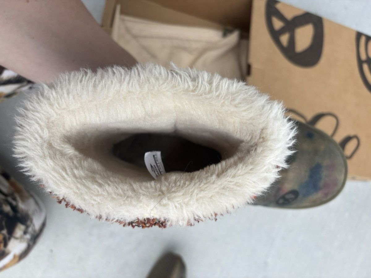 HMDD “Chanel” hmdd ugg boots with box barley worn Size US 9 / EU 42 - 7 Thumbnail