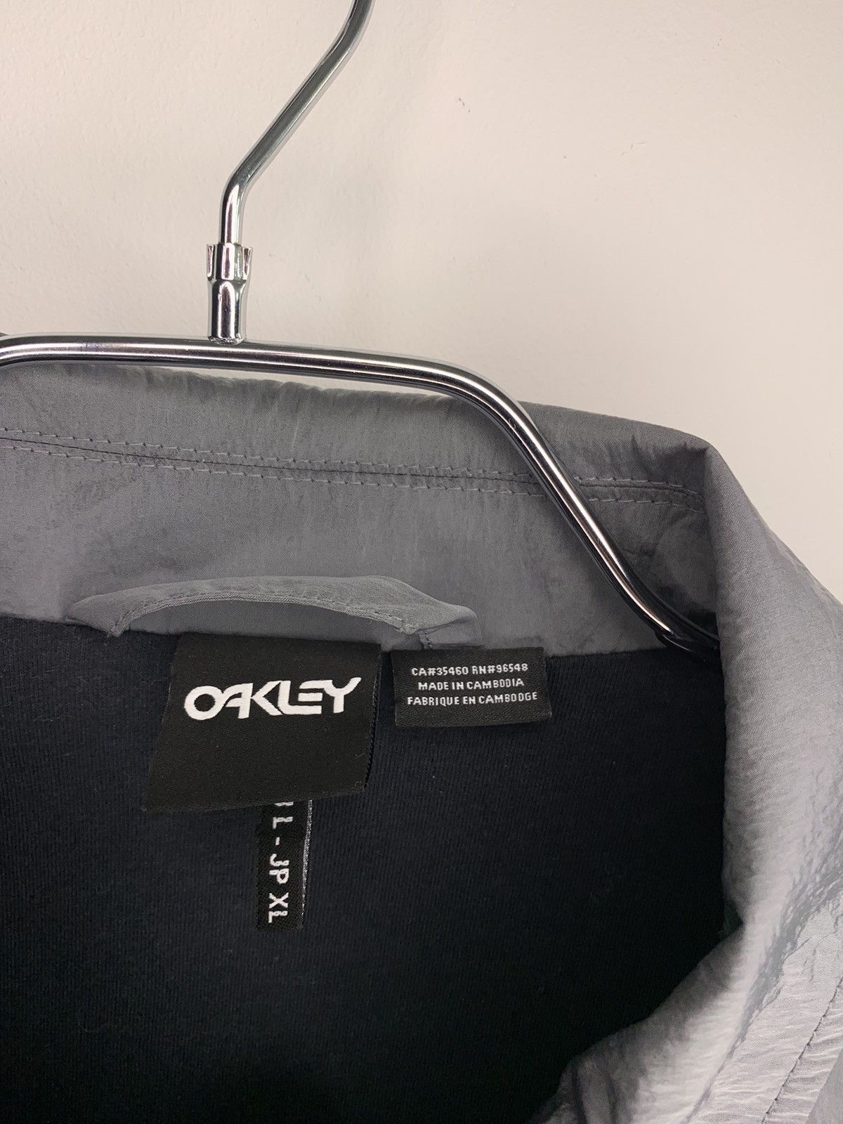 Oakley Rare Oakley Silver Nylon Coach Jacket L Size Size US L / EU 52-54 / 3 - 8 Thumbnail