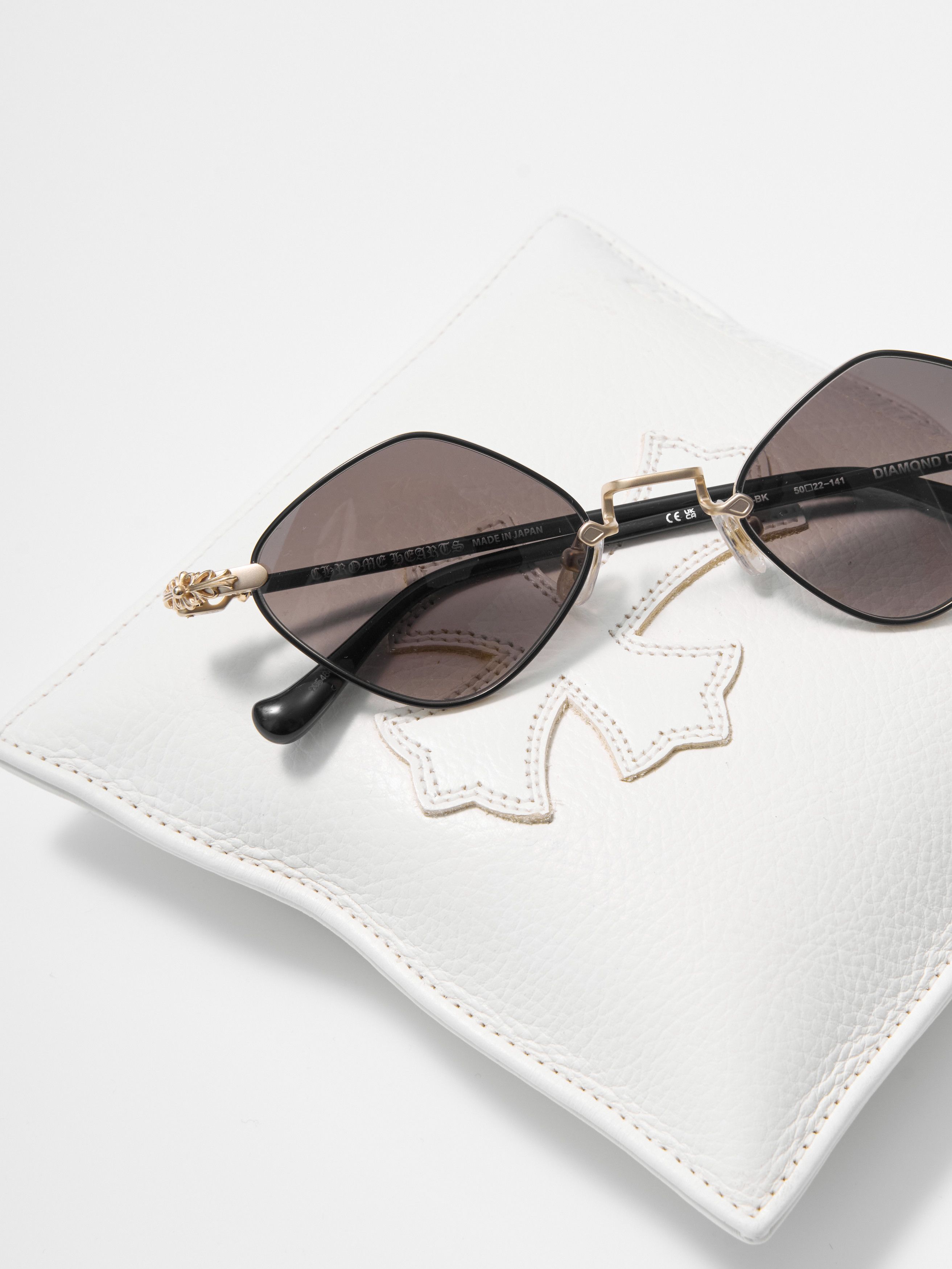 Chrome Hearts CHROME HEARTS DIAMOND DOG SUNGLASSES Size ONE SIZE - 3 Thumbnail