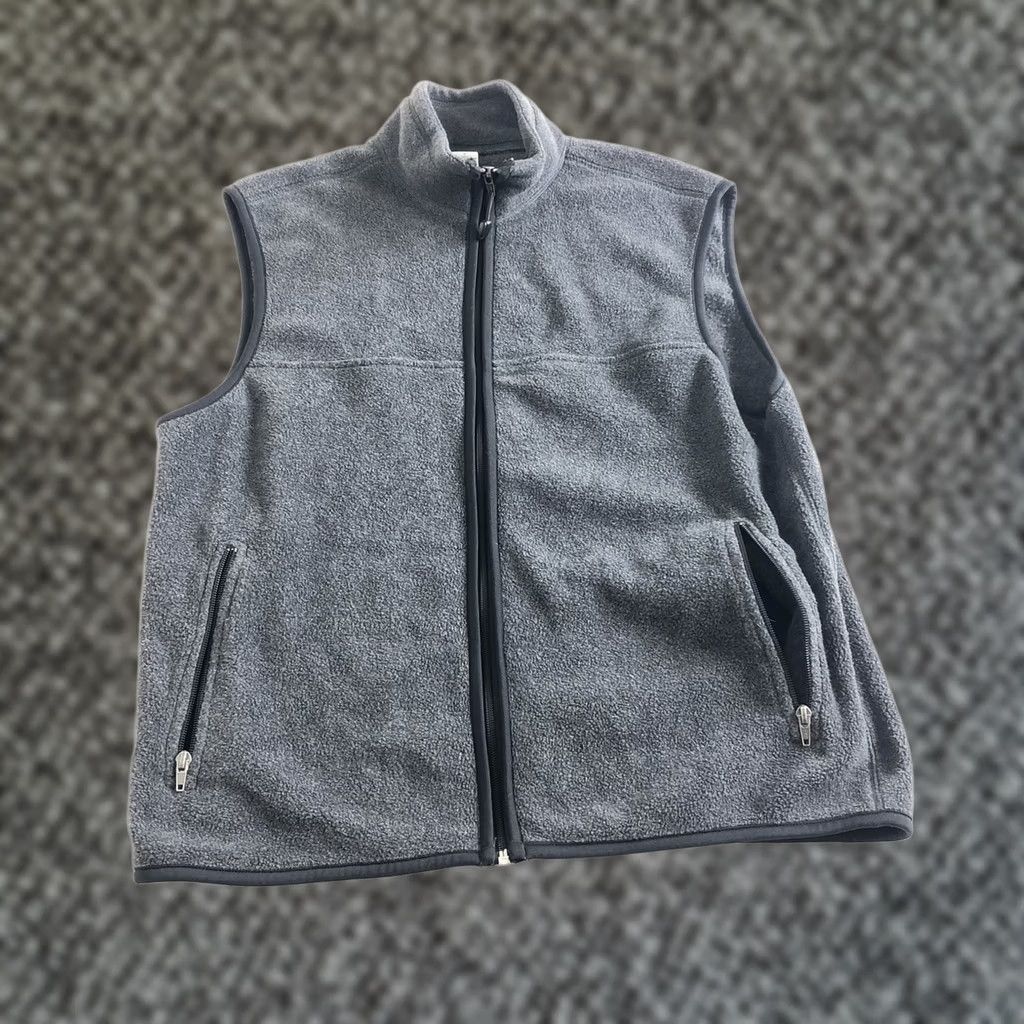 Gap GAP Fleece Vest Mens Large Gray Solid Full Zip Sweater Polyester Blend Size US L / EU 52-54 / 3 - 1 Thumbnail
