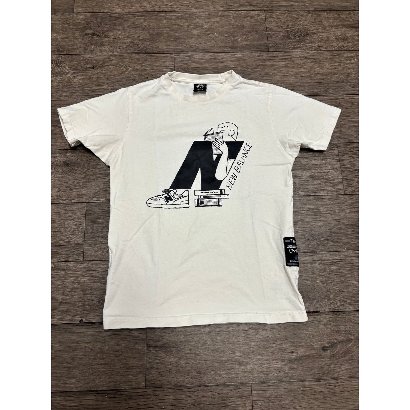 New Balance New Balance Christopher Delorenzo White Tee Sz XS Size US XS / EU 42 / 0 - 1 Thumbnail