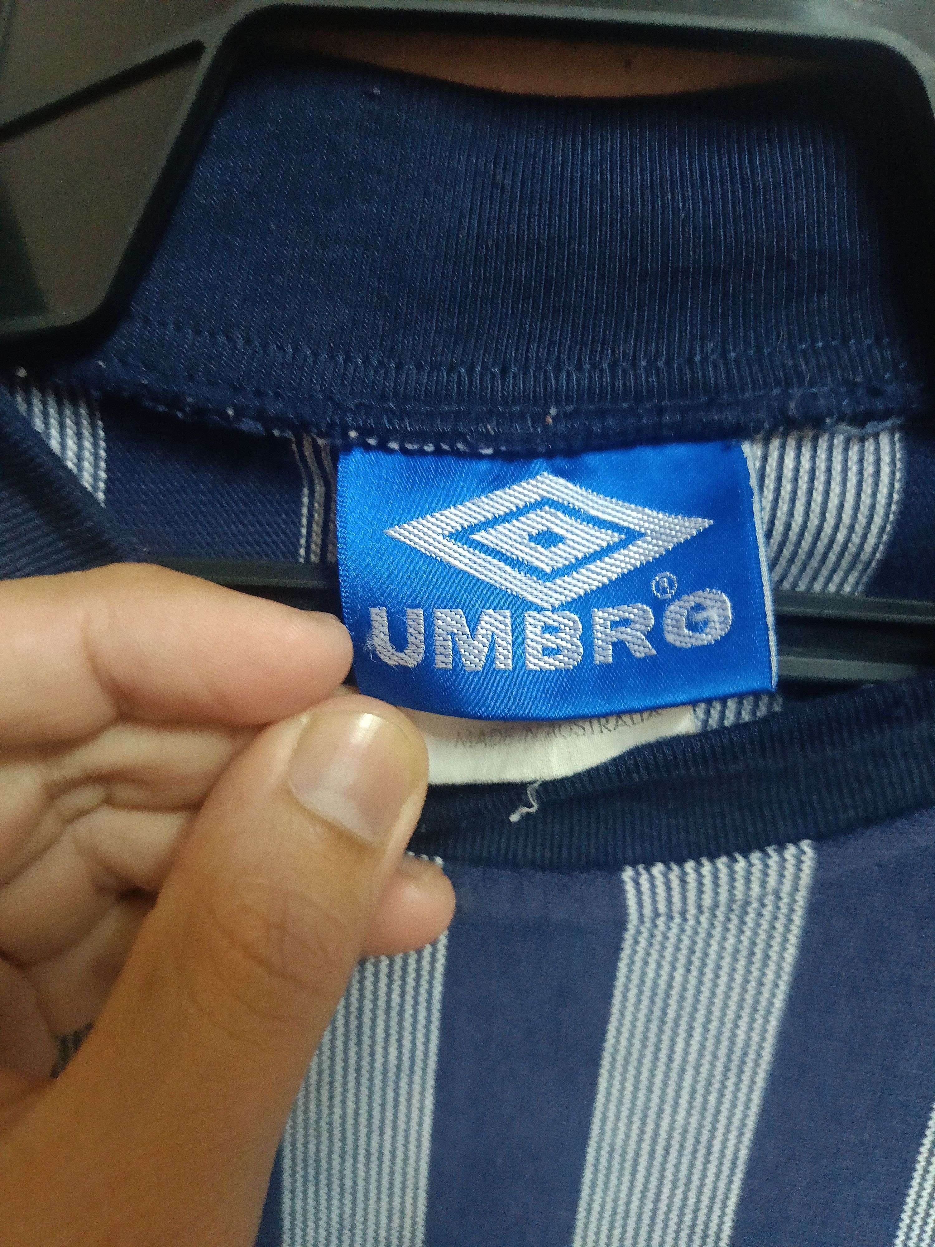 Umbro × Vintage Vintage 90s Umbro shirt Size US M / EU 48-50 / 2 - 5 Thumbnail