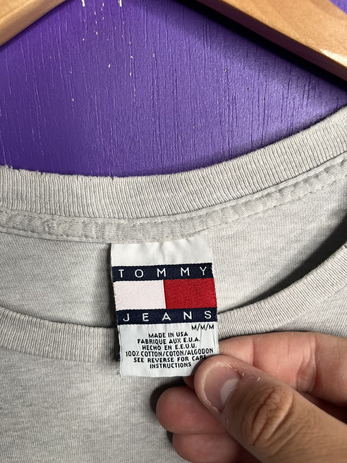 Tommy Hilfiger × Vintage Vintage 90s Tommy Hilfiger Tommy jeans t-shirt Size US XL / EU 56 / 4 - 4 Thumbnail