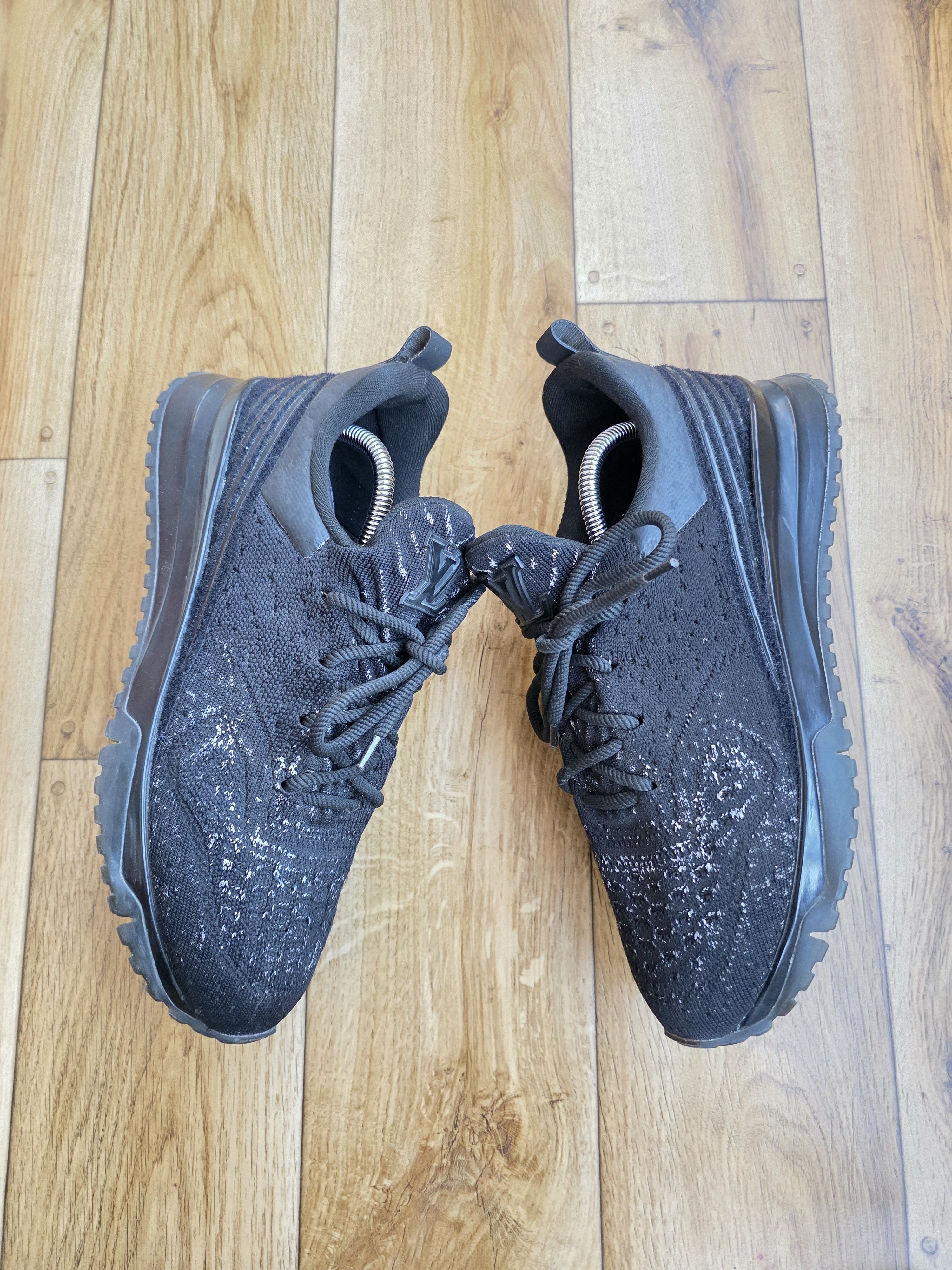 Louis Vuitton LOUIS VUITTON V.N.R KNIT SNEAKERS Size US 10 / EU 43 - 10 Thumbnail