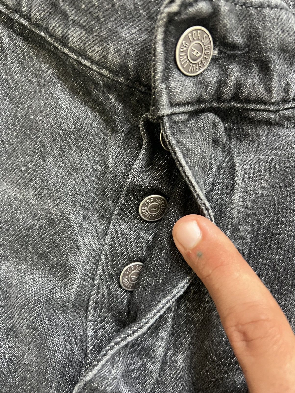 Diesel Baggy cargo DIESEL Y2K jeans in washed grey Size 24" / US 00 / IT 34 - 11 Thumbnail