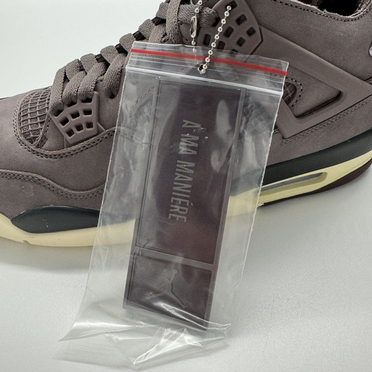 Nike Jordan 4 Retro A Ma Maniére Violet Ore Size US 10.5 / EU 43-44 - 9 Thumbnail