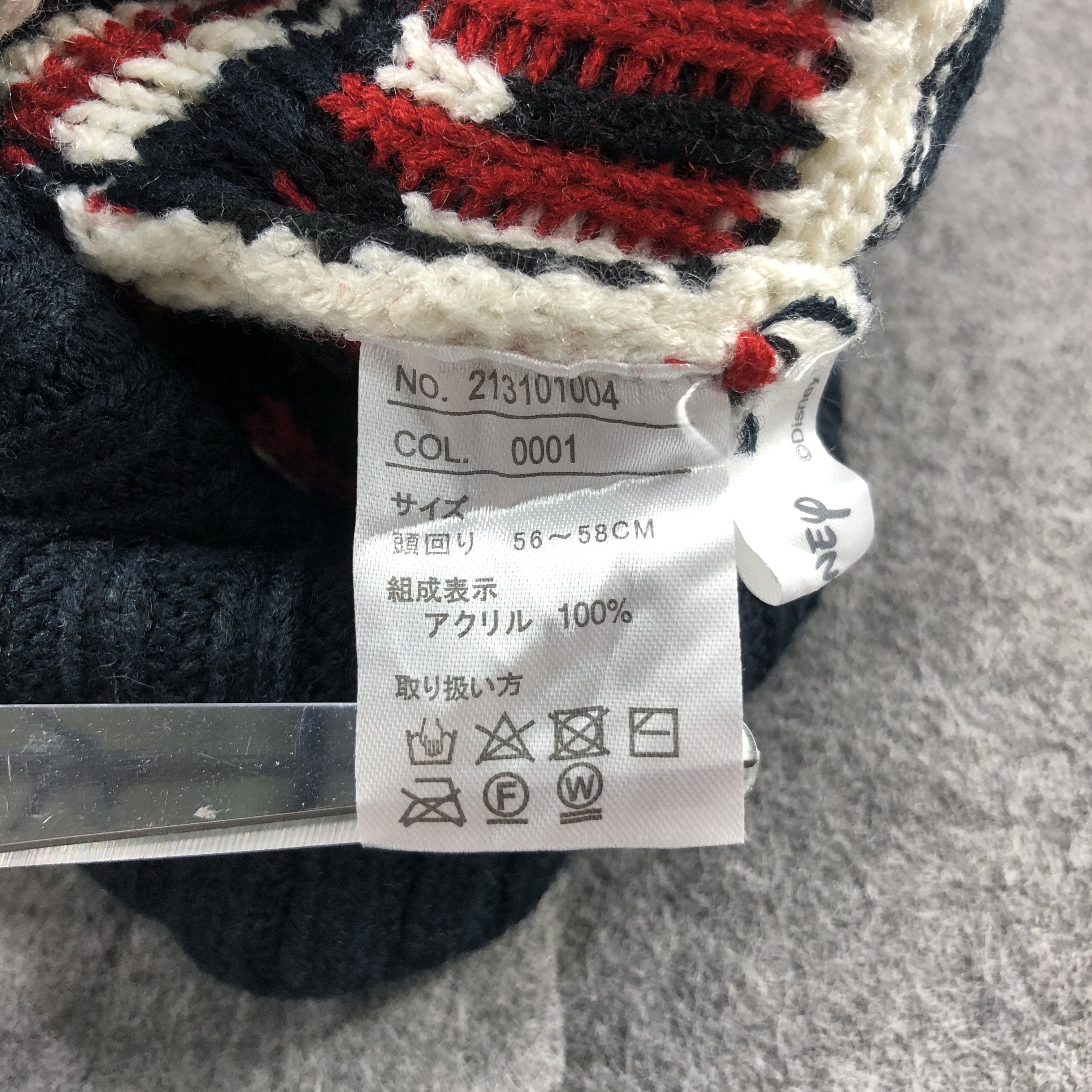 Mickey Mouse Mickey Bobble Beanie Snowcap Snow Hat B413 Size ONE SIZE - 5 Thumbnail