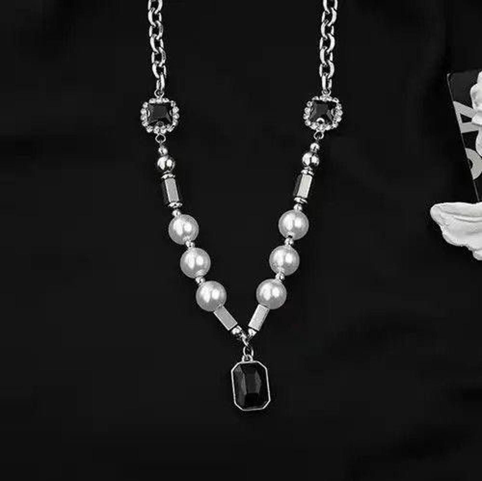 Jewelry Black Rhinestones Pendant Pearl Necklace Size ONE SIZE - 4 Thumbnail