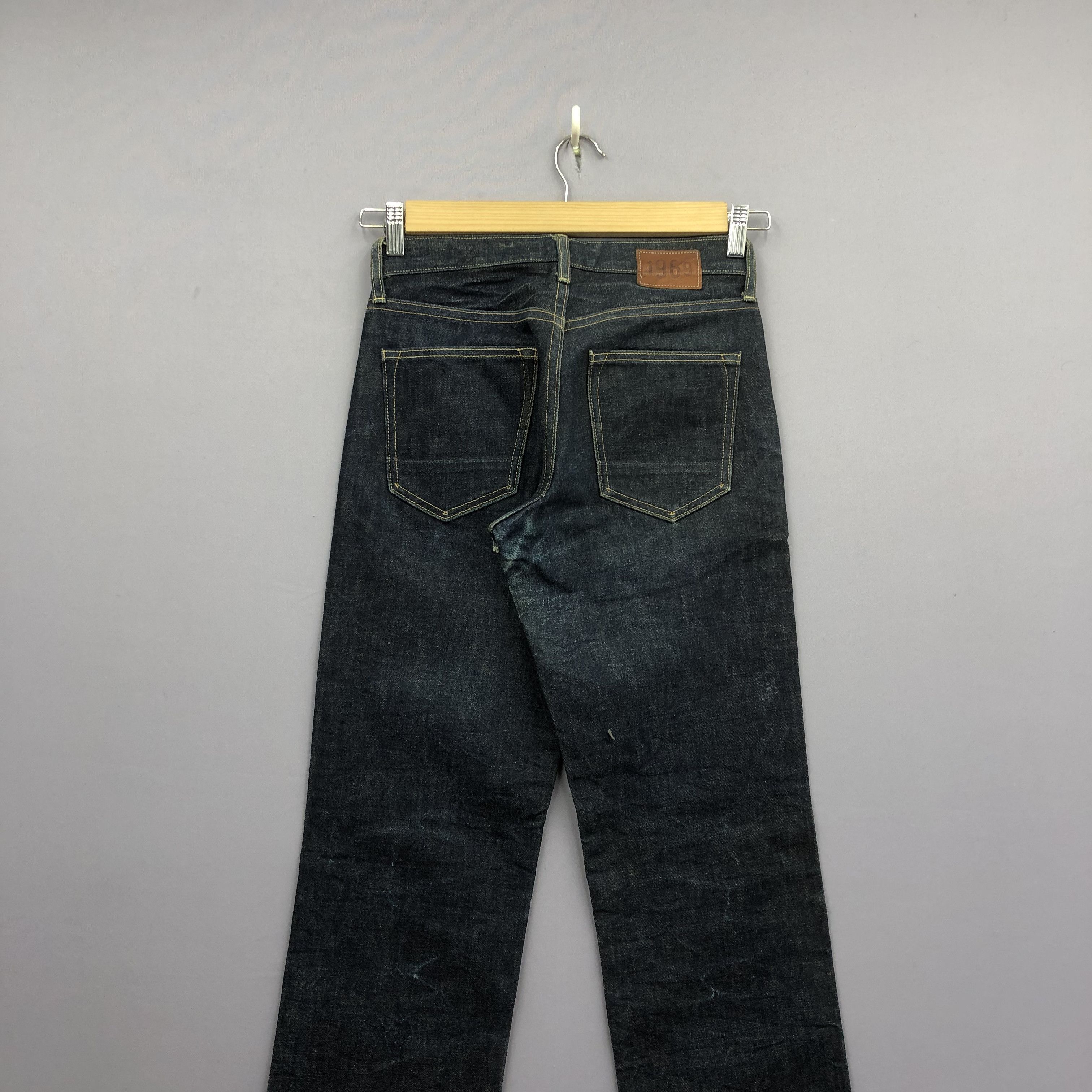 Gap Vintage Gap Blue Jeans Gap 1969 Blue Wash Japan Denim Size 28" / US 6 / IT 42 - 4 Thumbnail