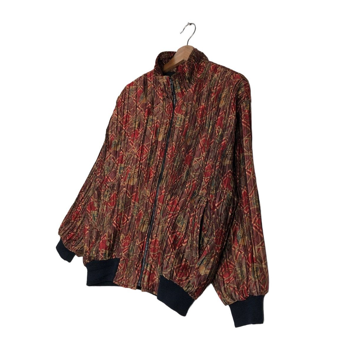 Japanese Brand 🔥RARE VINTAGE BOMBER JACKET PLEATED DESIGN ISSEY MIYAKE Size US M / EU 48-50 / 2 - 2 Thumbnail